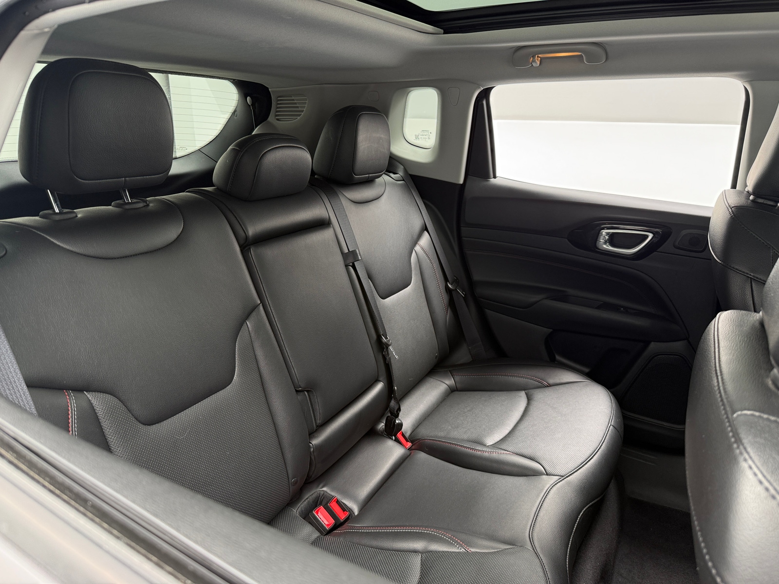 Thumbnail: 2022 Jeep Compass - 5