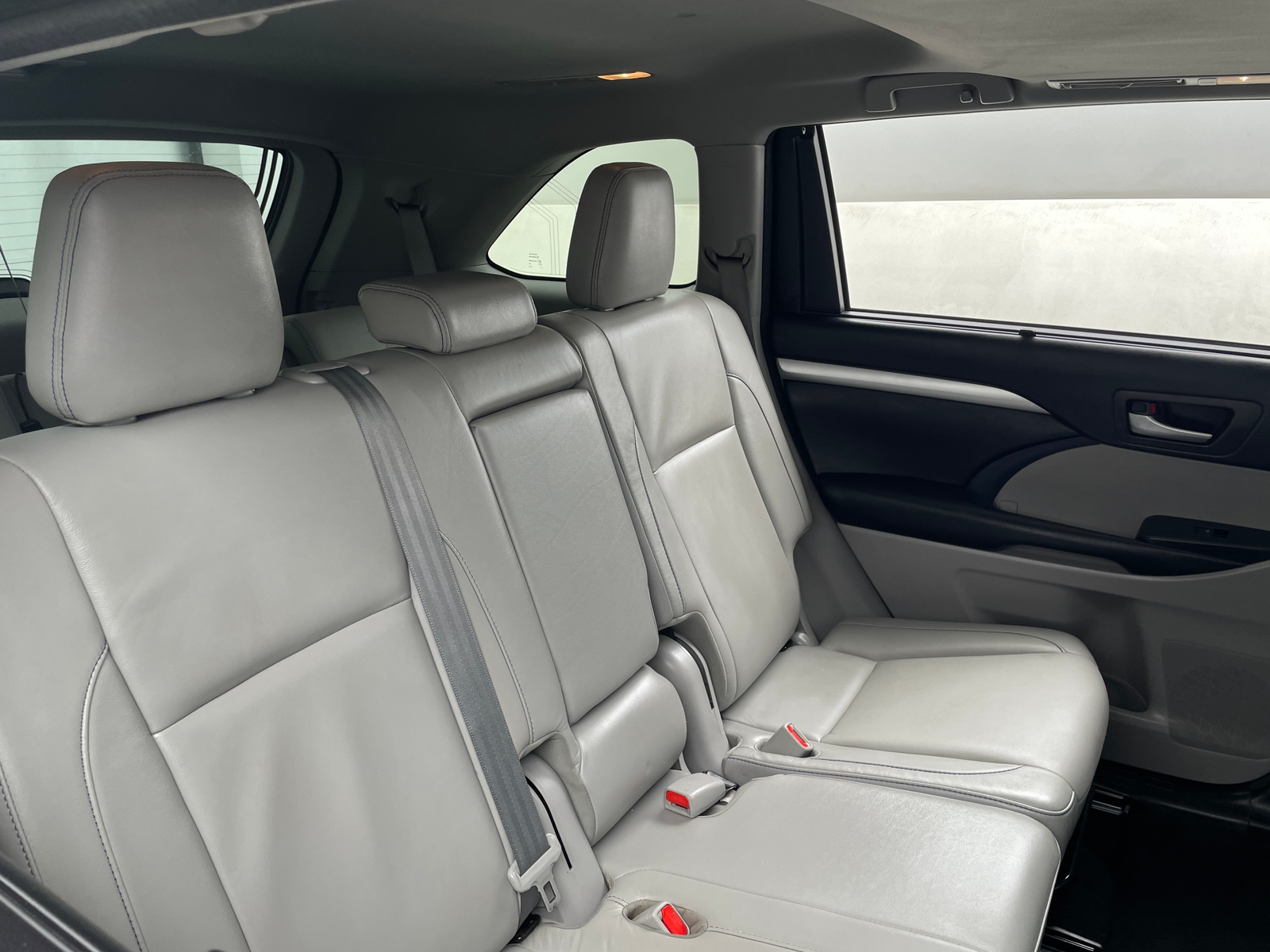 Thumbnail: 2018 Toyota Highlander - 5