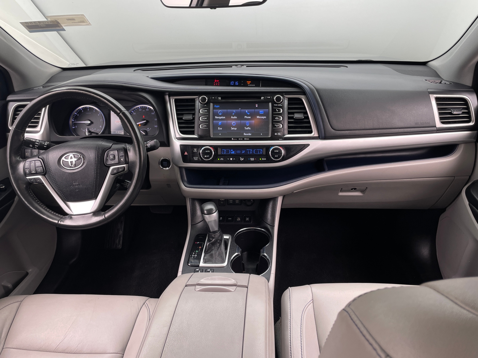 Thumbnail: 2018 Toyota Highlander - 2