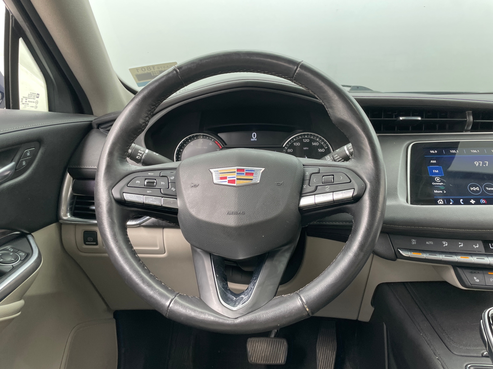Thumbnail: 2022 Cadillac XT4 - 4