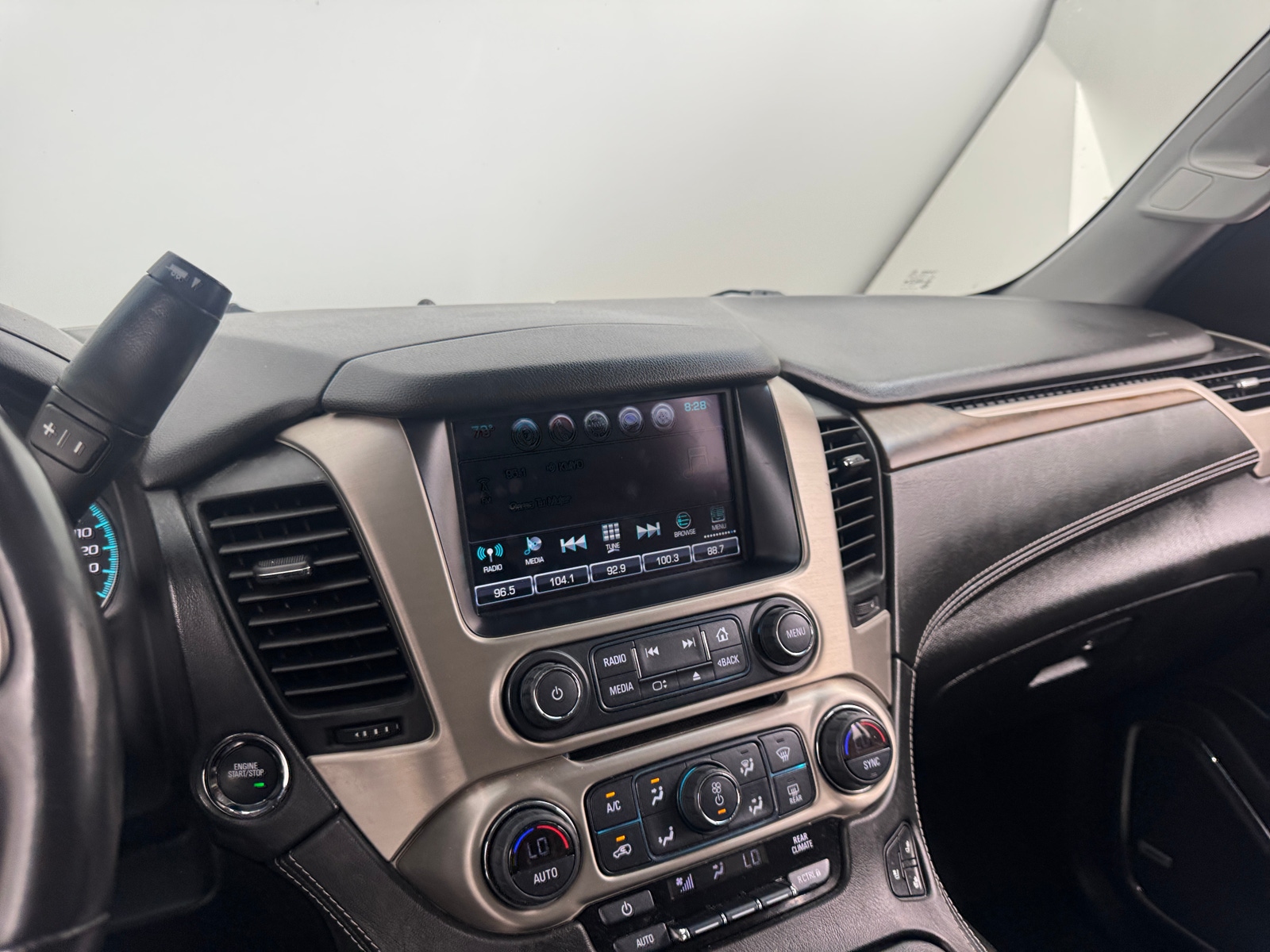 Thumbnail: 2019 GMC Yukon - 3