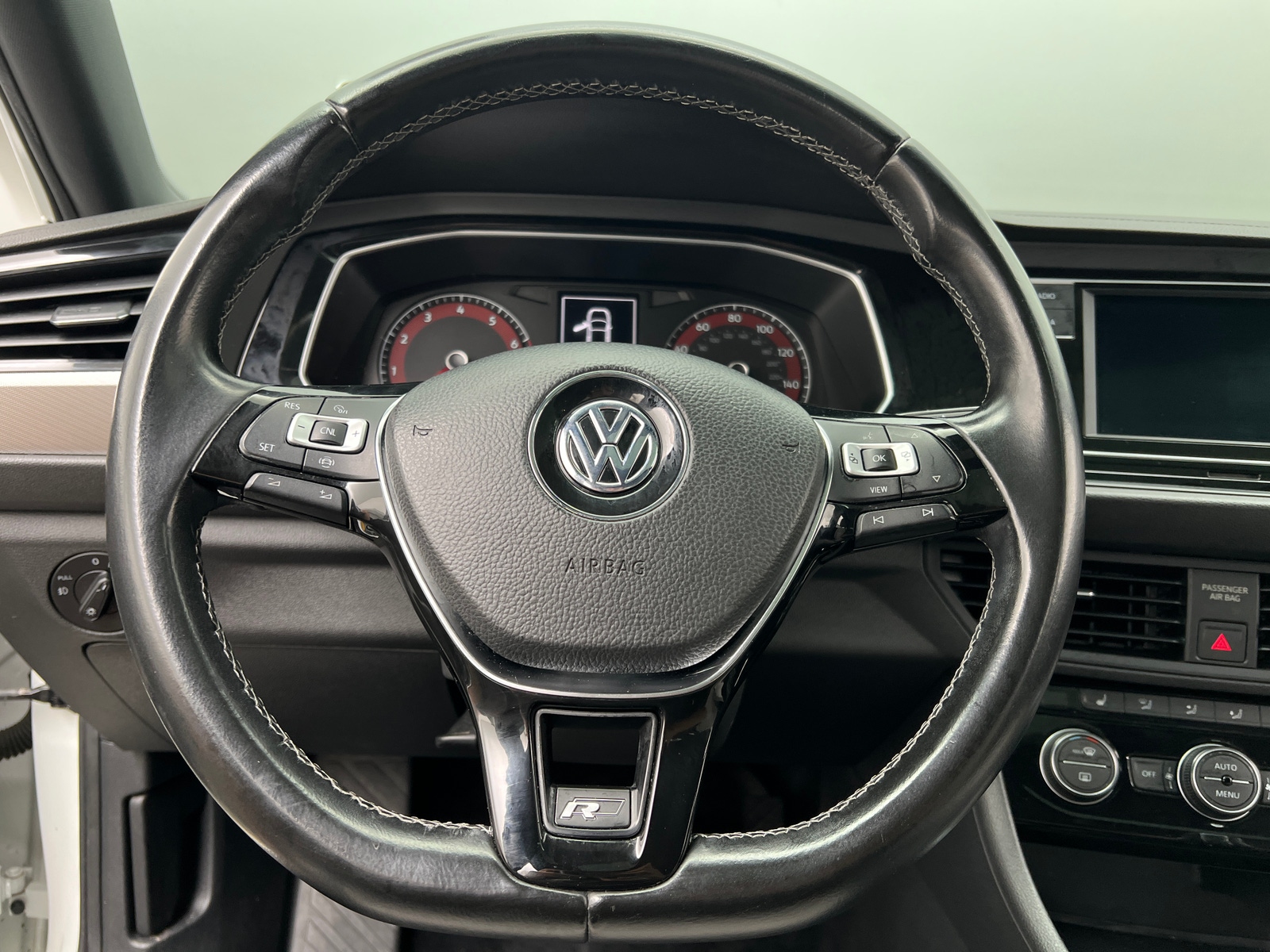 Thumbnail: 2019 Volkswagen Jetta - 5