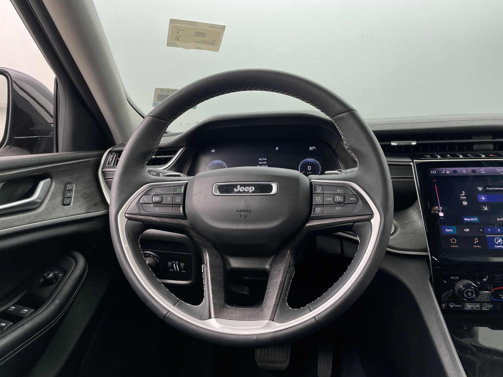 Thumbnail: 2023 Jeep Grand Cherokee - 4