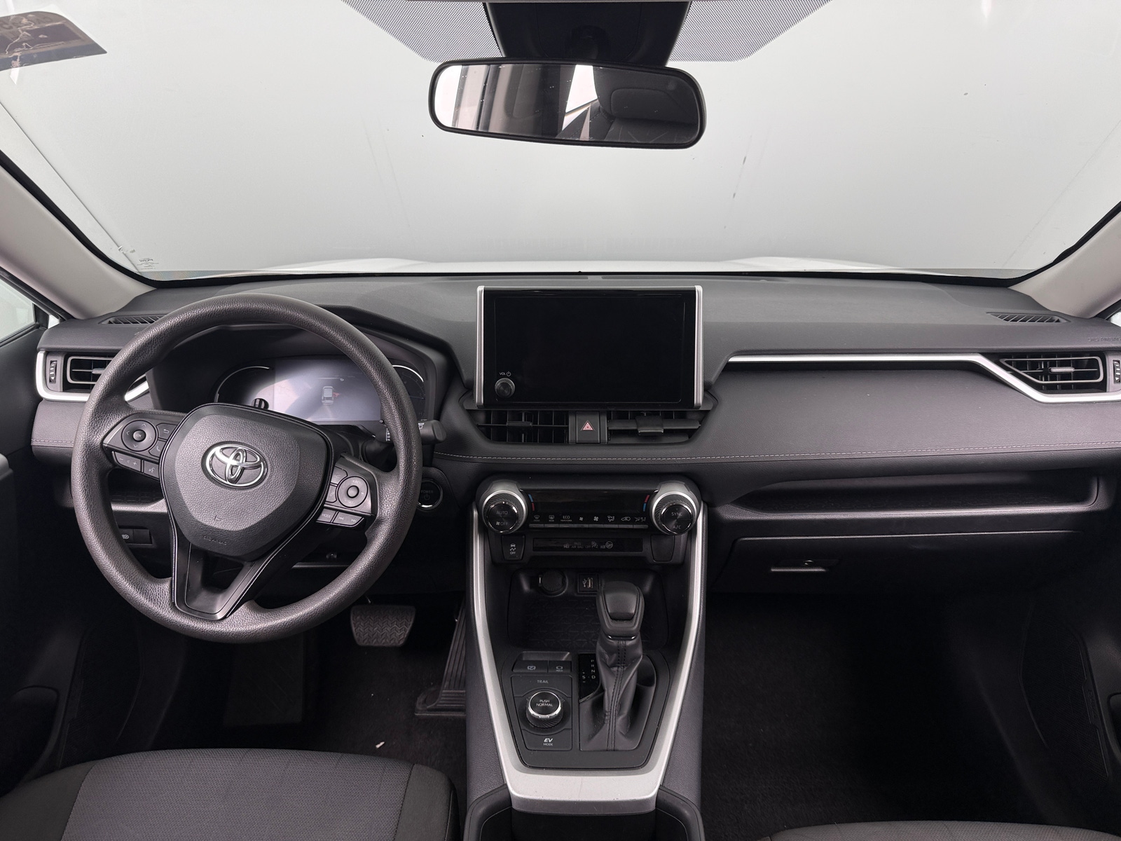 Thumbnail: 2025 Toyota RAV4 - 3