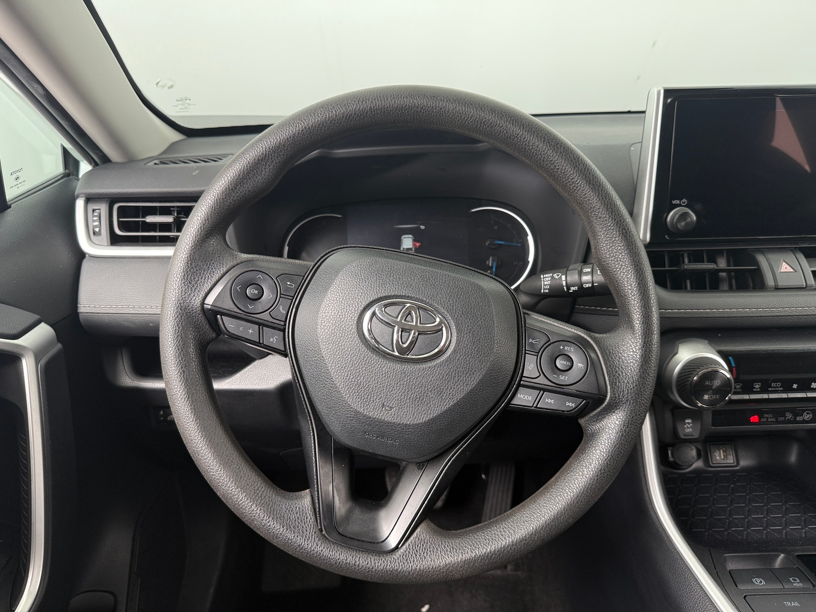 Thumbnail: 2025 Toyota RAV4 - 5