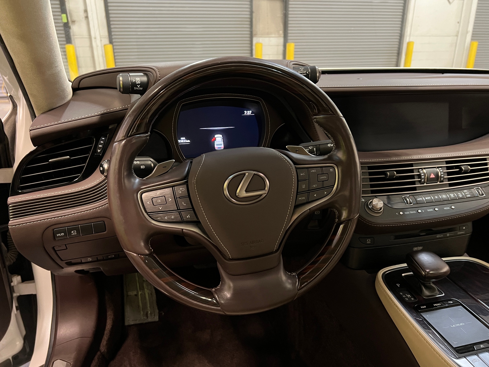 Thumbnail: 2018 Lexus LS - 4