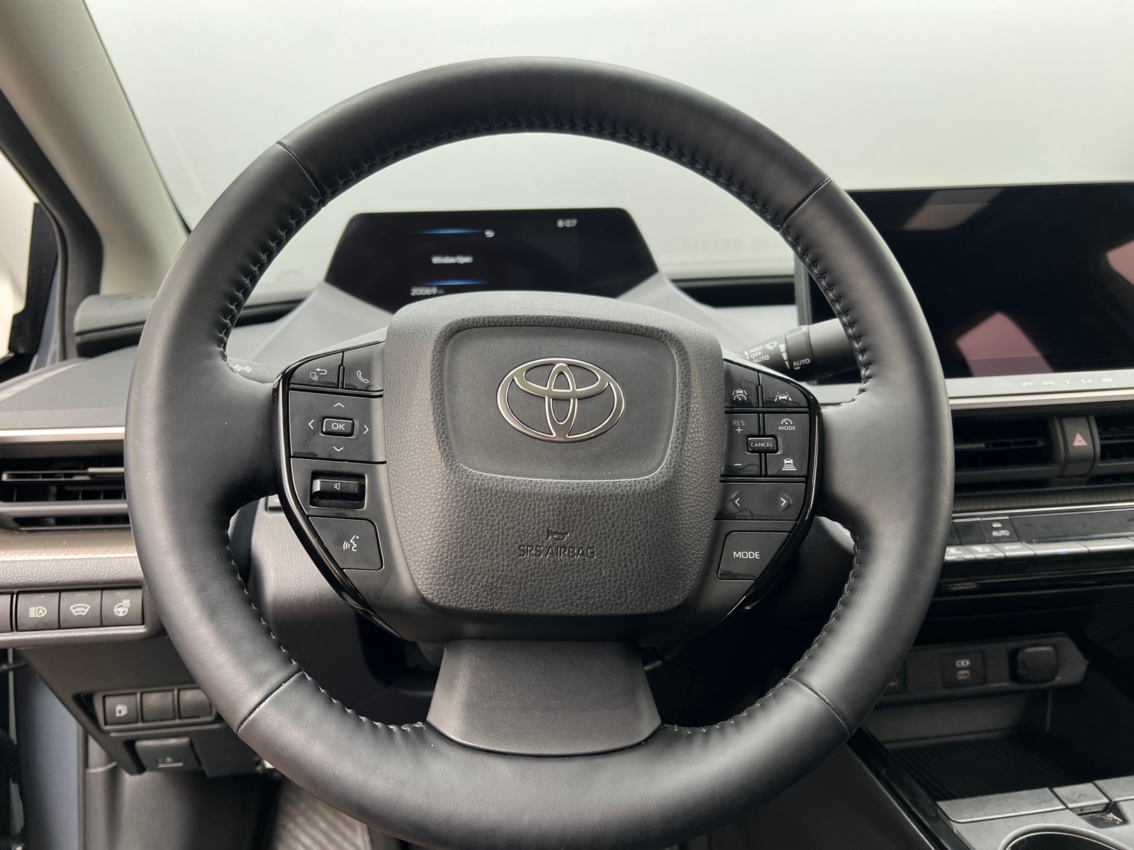 Thumbnail: 2024 Toyota Prius - 4