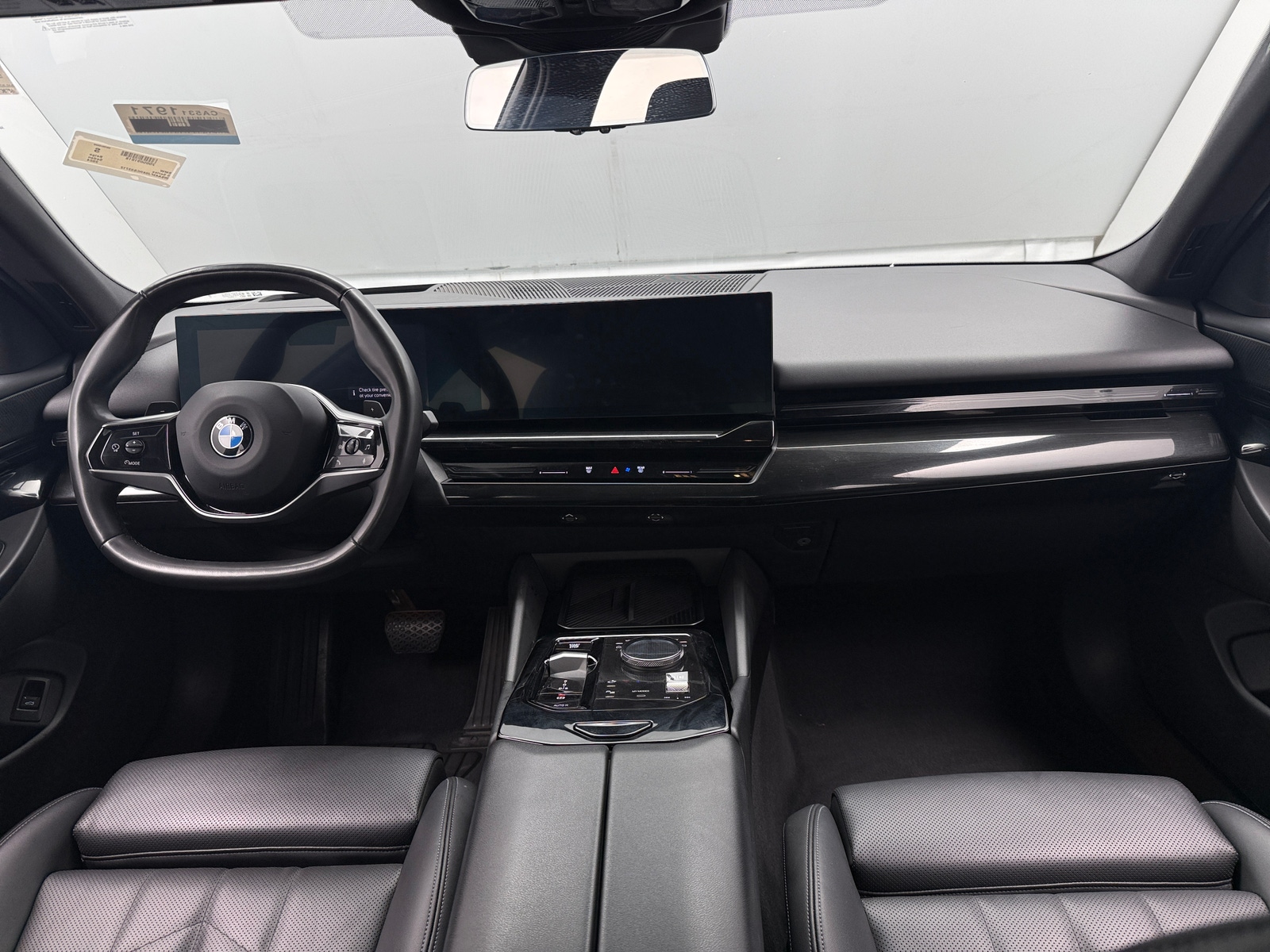 Thumbnail: 2024 BMW 5 Series - 2