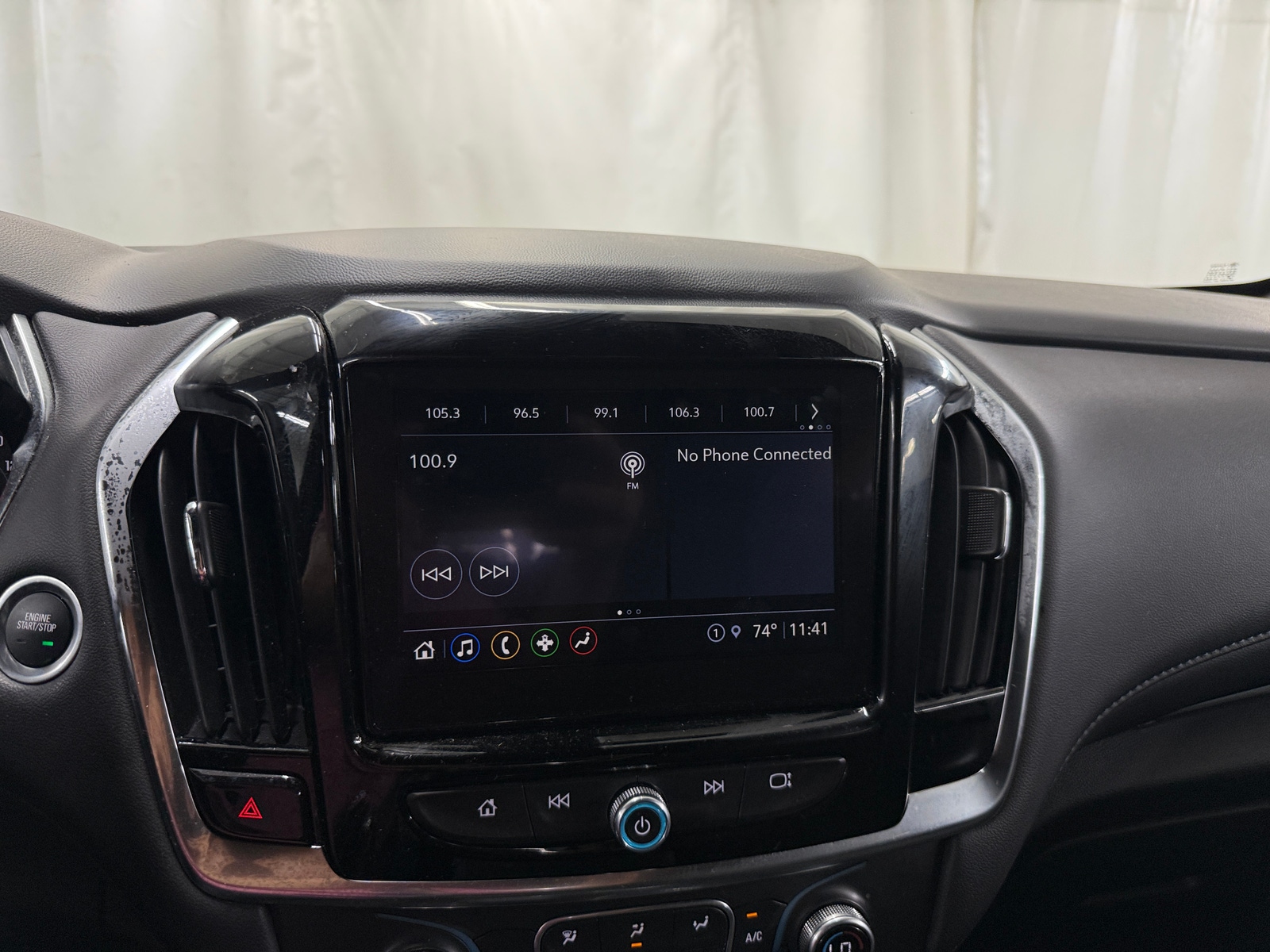 Thumbnail: 2024 Chevrolet Traverse - 4