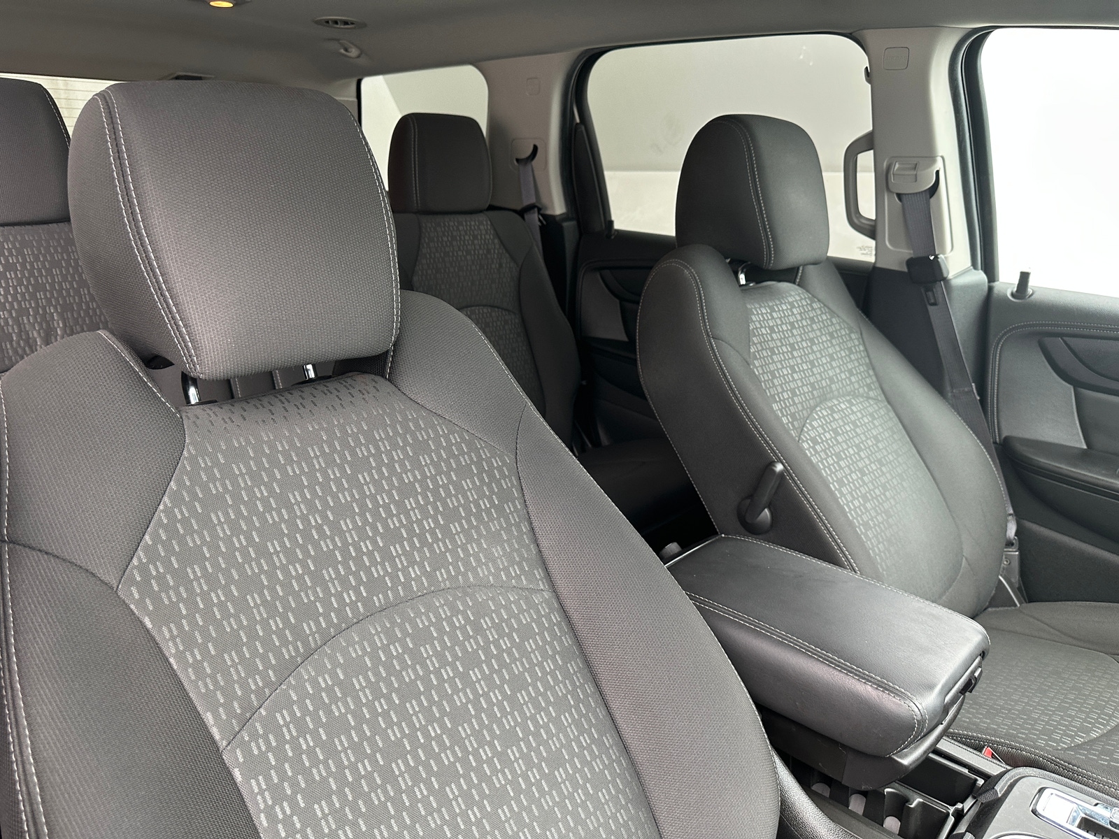 Thumbnail: 2015 GMC Acadia - 2
