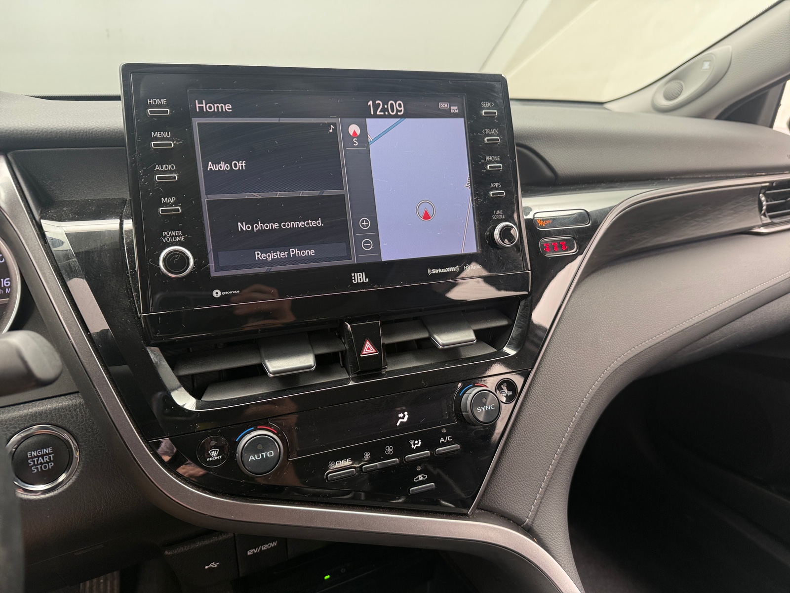 Thumbnail: 2021 Toyota Camry - 3