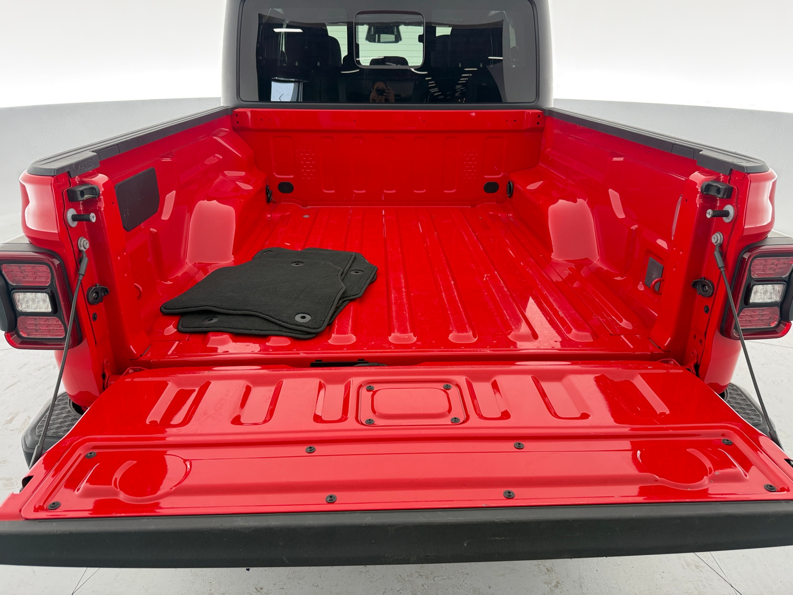 Thumbnail: 2026 Jeep Gladiator - 7