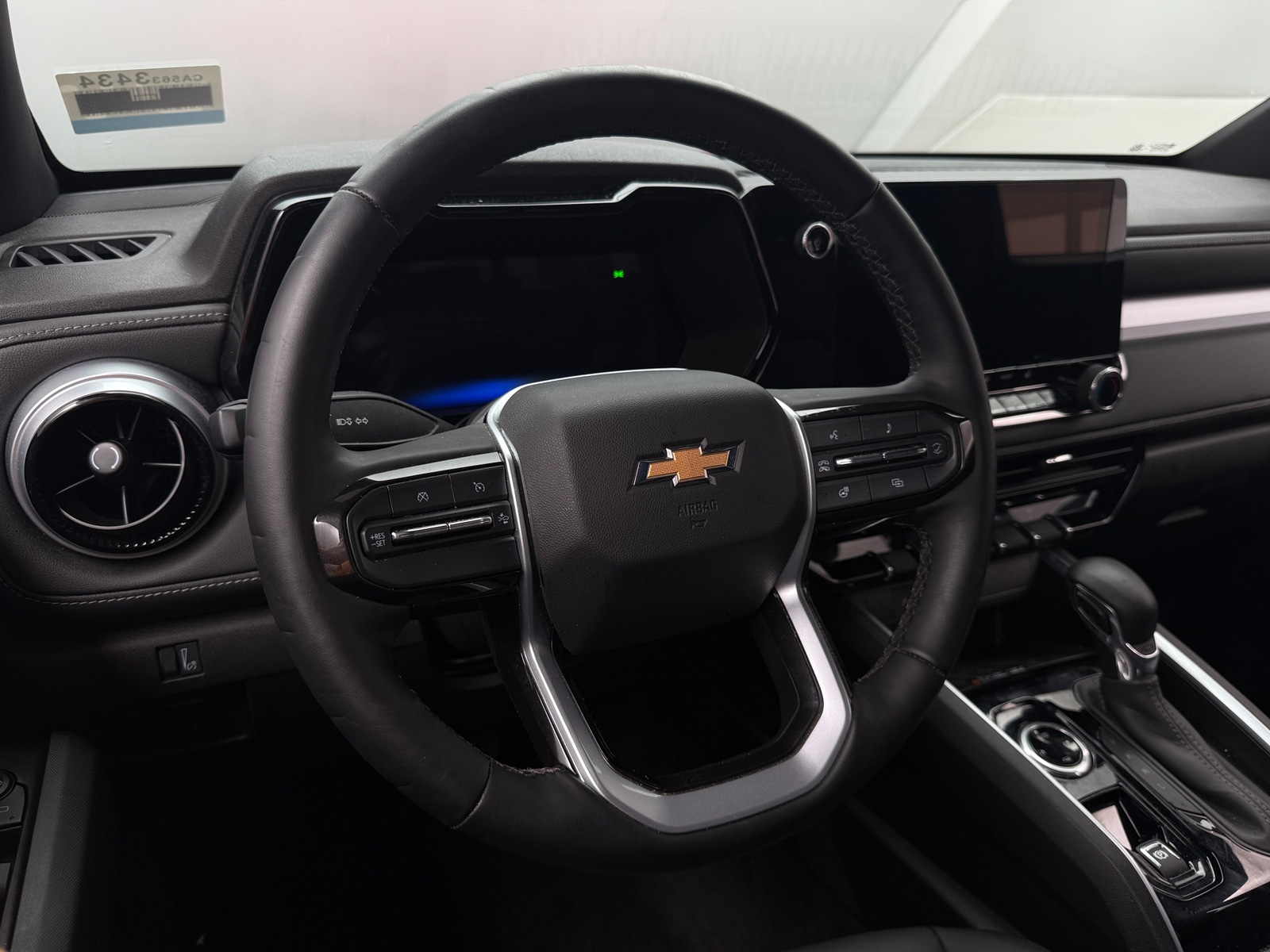 Thumbnail: 2024 Chevrolet Colorado - 4