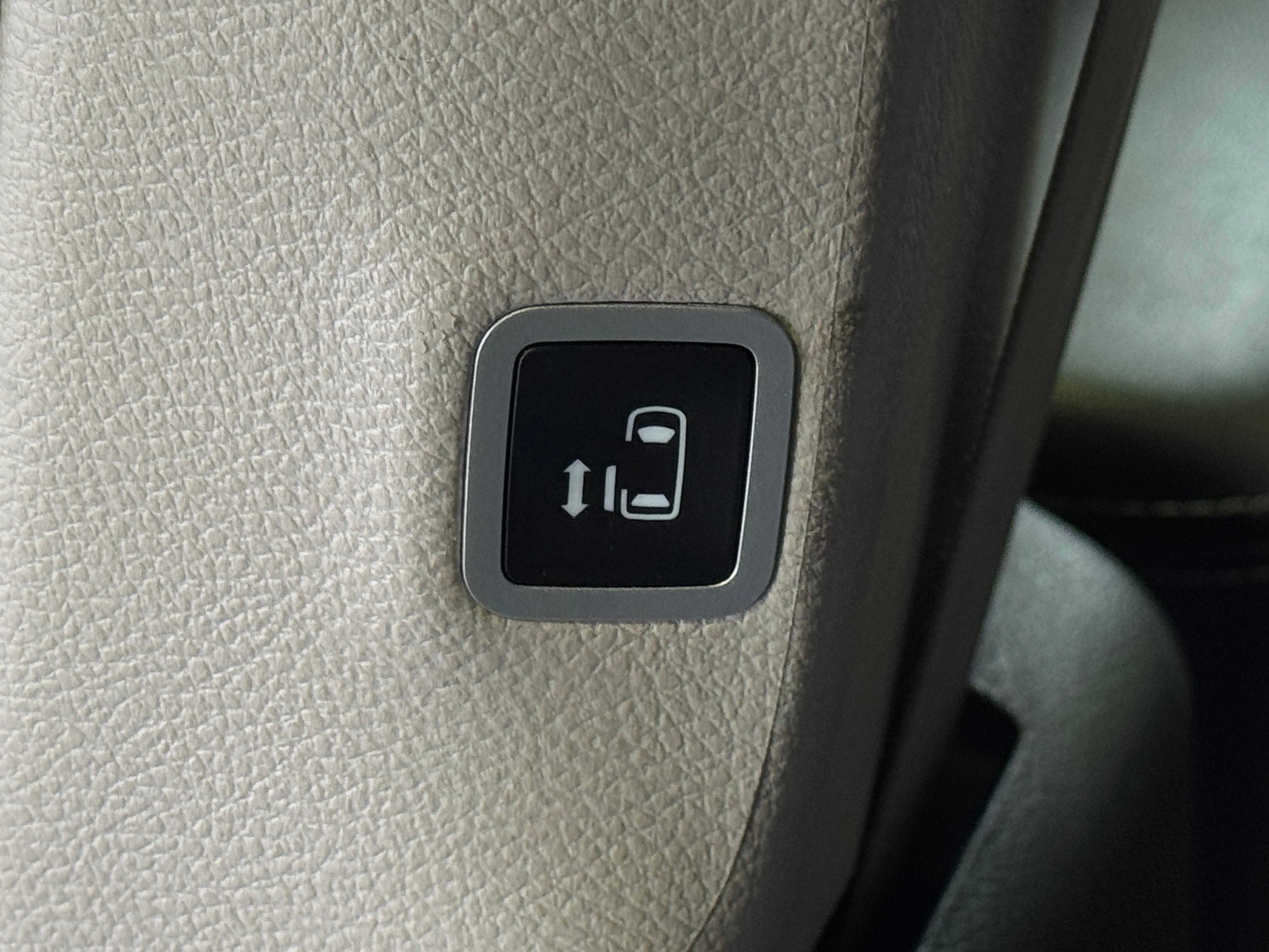 2024 Chrysler Pacifica PHEV