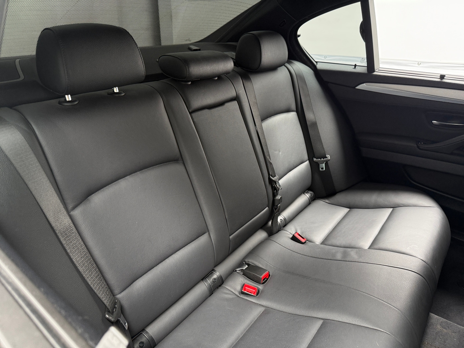 Thumbnail: 2012 BMW 5 Series - 5