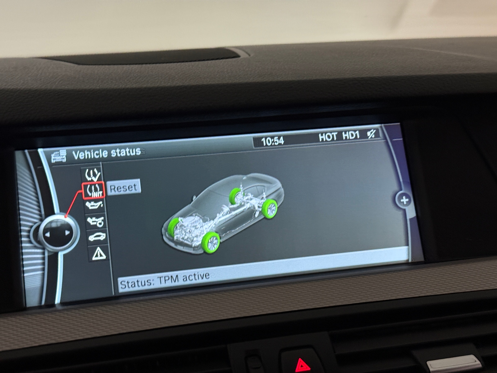 Thumbnail: 2012 BMW 5 Series - 3