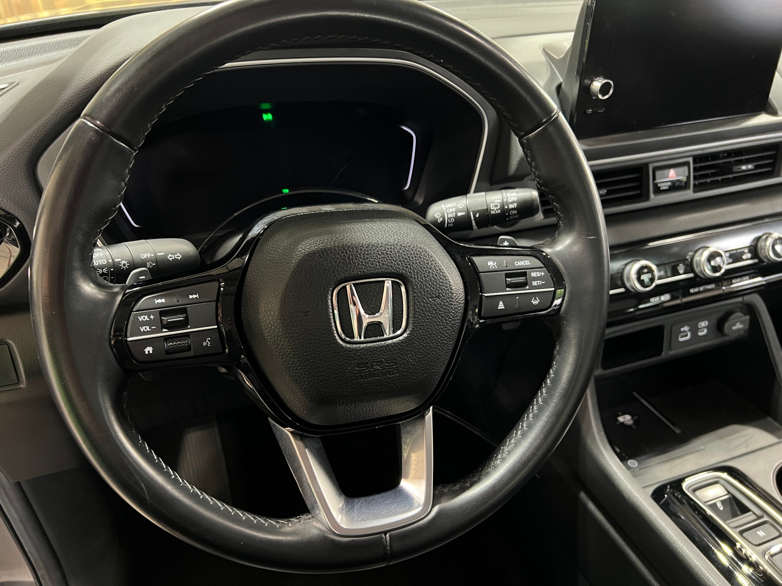 Thumbnail: 2024 Honda Pilot - 4