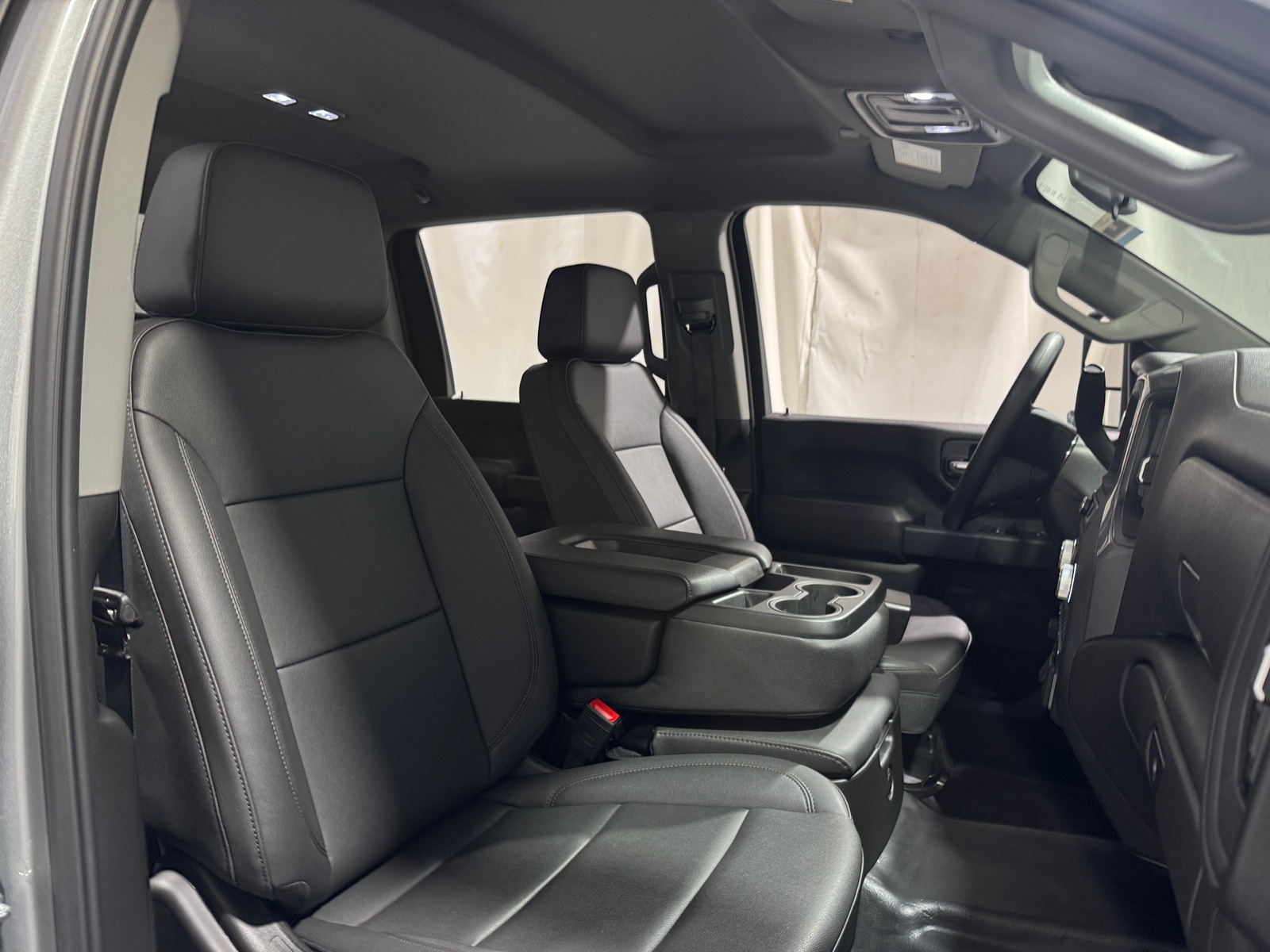 Thumbnail: 2025 GMC Sierra 2500 - 2