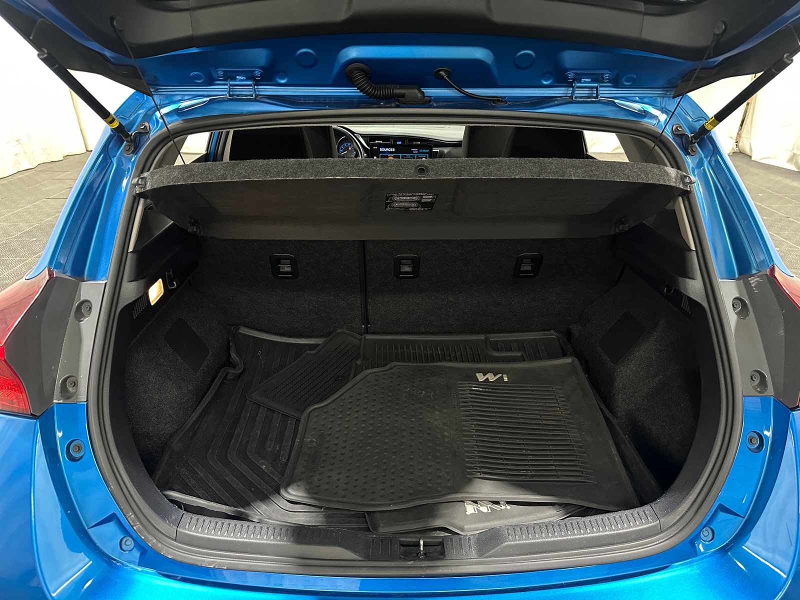 Thumbnail: 2018 Toyota Corolla iM - 7