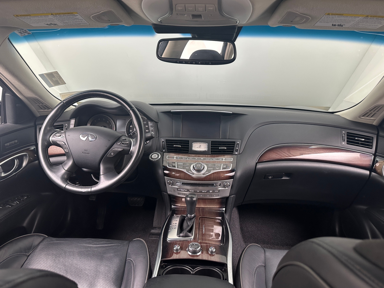 Thumbnail: 2017 INFINITI Q70 - 2