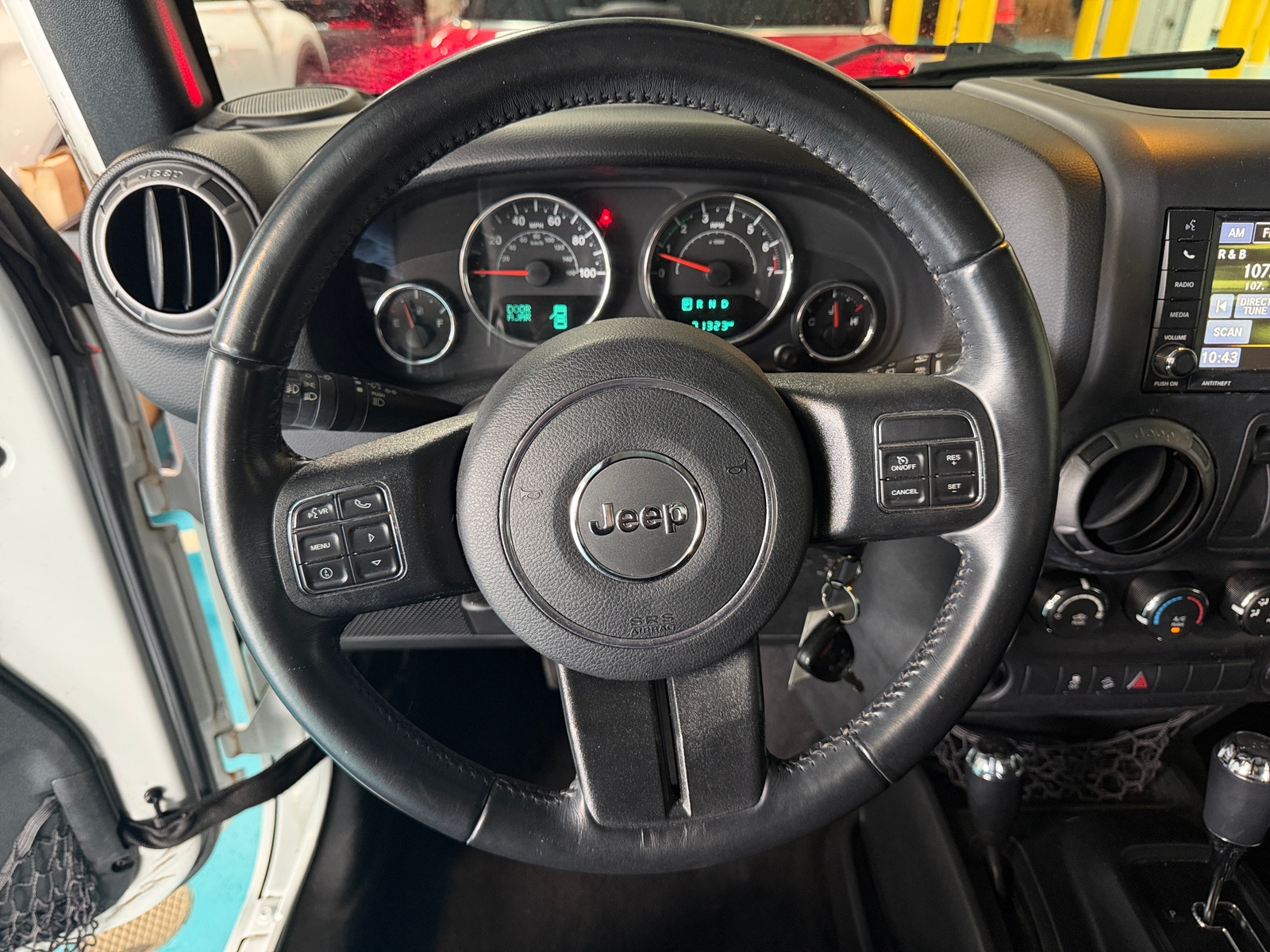Thumbnail: 2017 Jeep Wrangler - 5