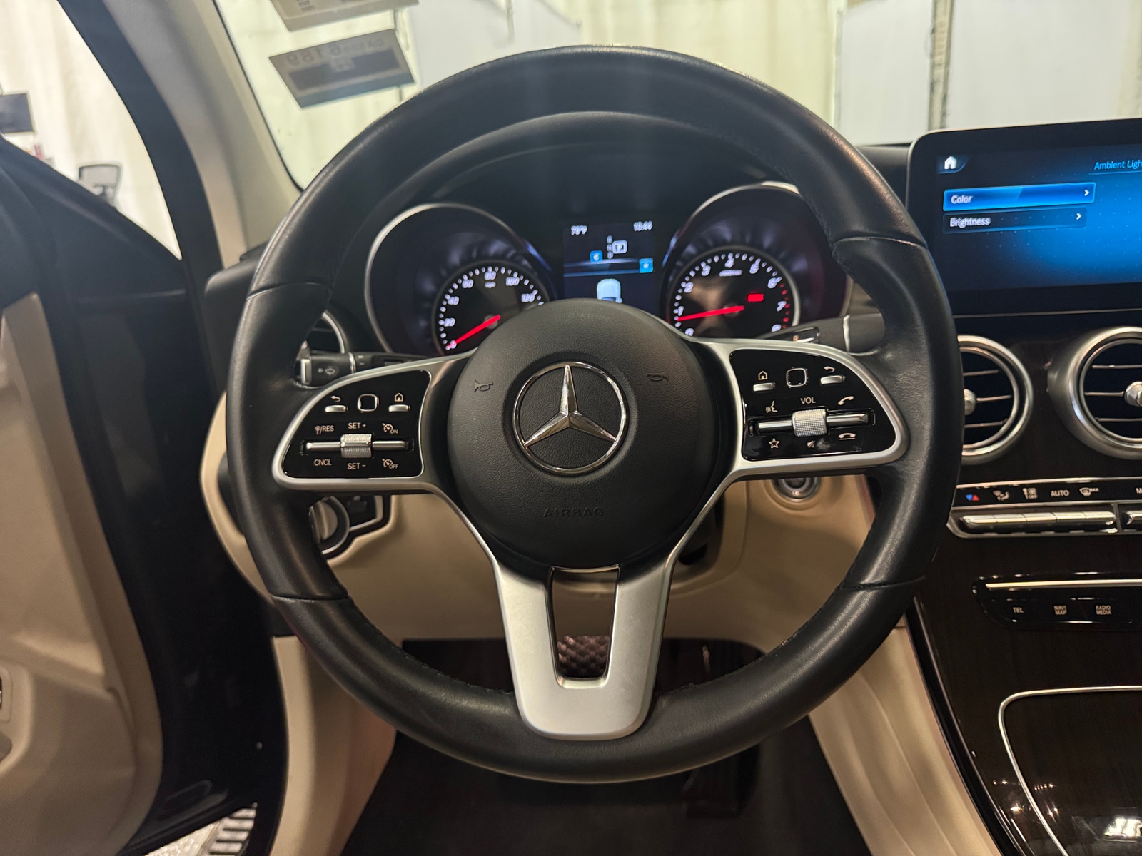 Thumbnail: 2022 Mercedes-Benz GLC - 4