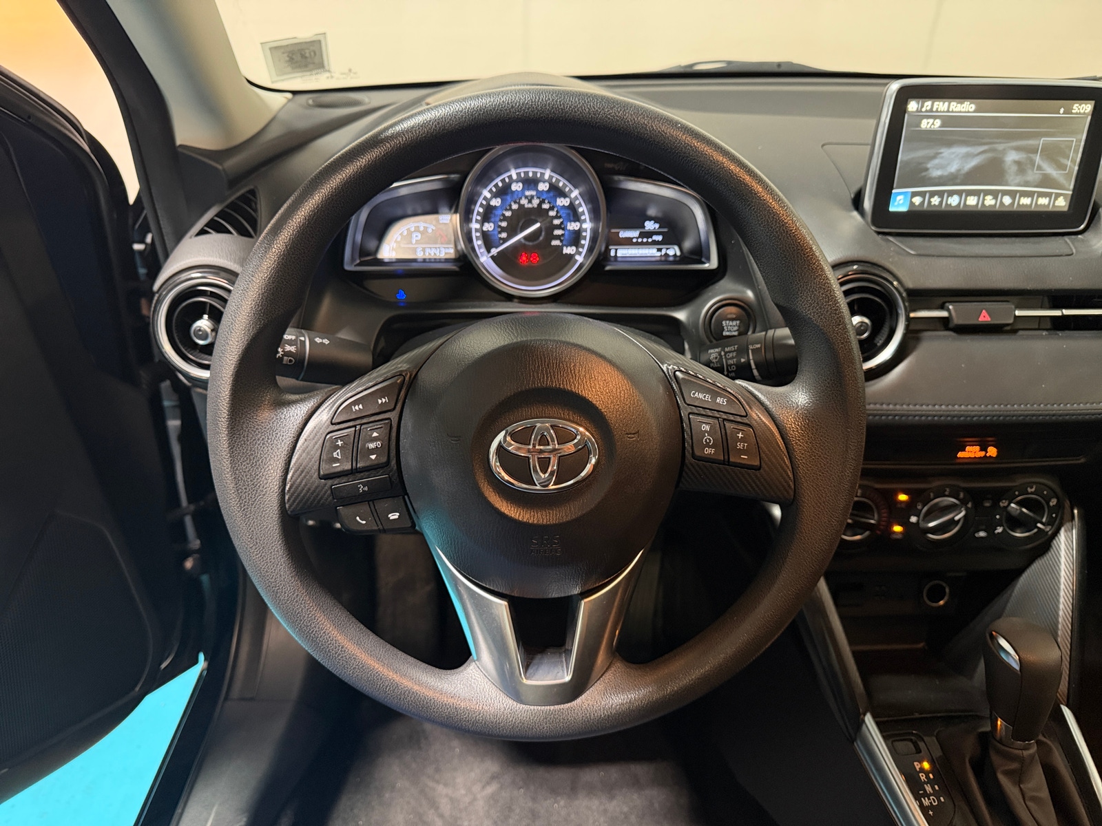 Thumbnail: 2018 Toyota Yaris iA - 5