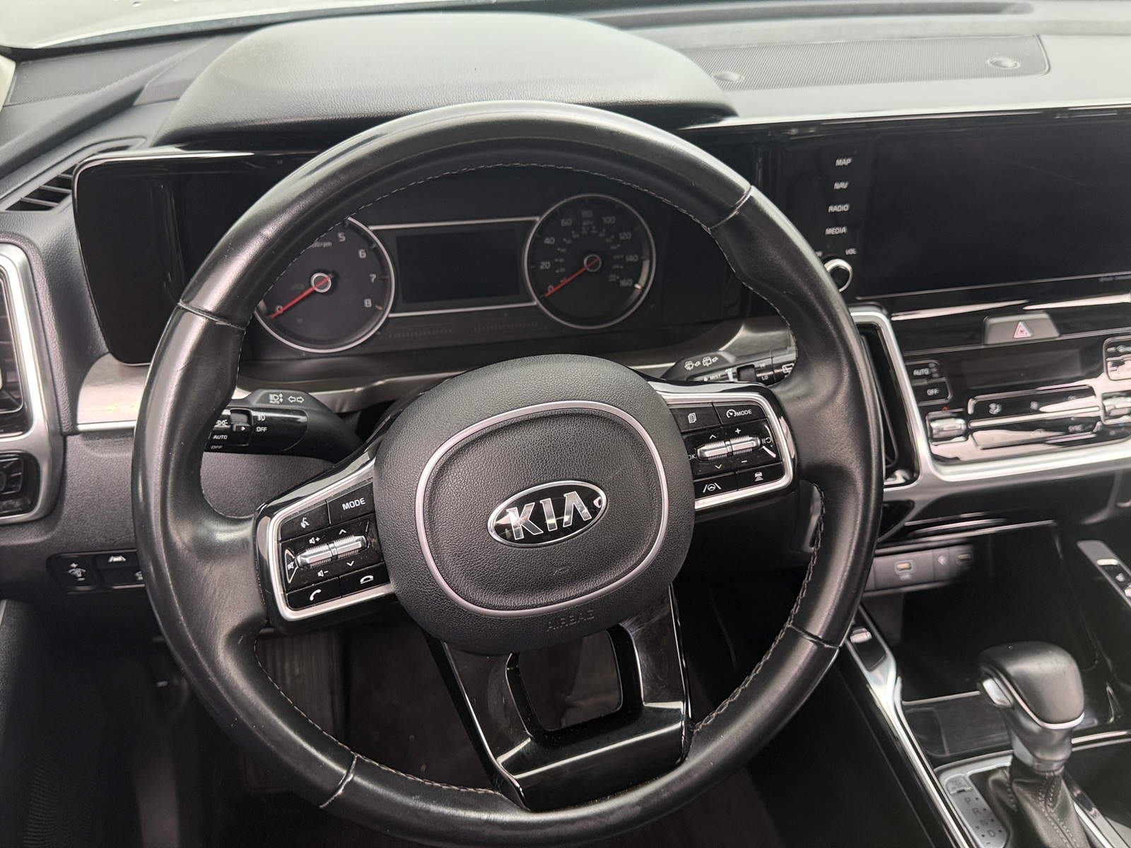 Thumbnail: 2021 Kia Sorento - 4