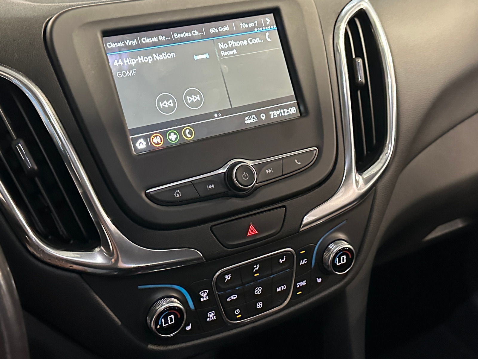 Thumbnail: 2019 Chevrolet Equinox - 4