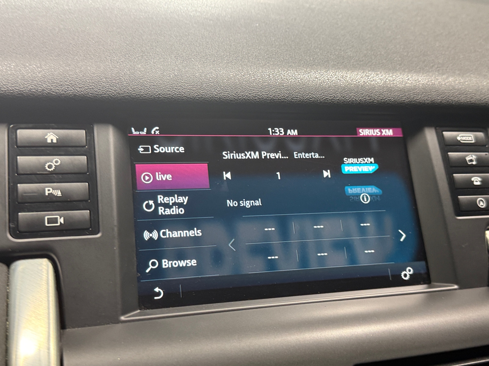 Thumbnail: 2019 Land Rover Discovery Sport - 4