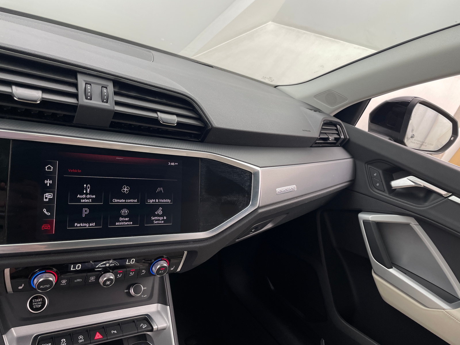 Thumbnail: 2021 Audi Q3 - 3