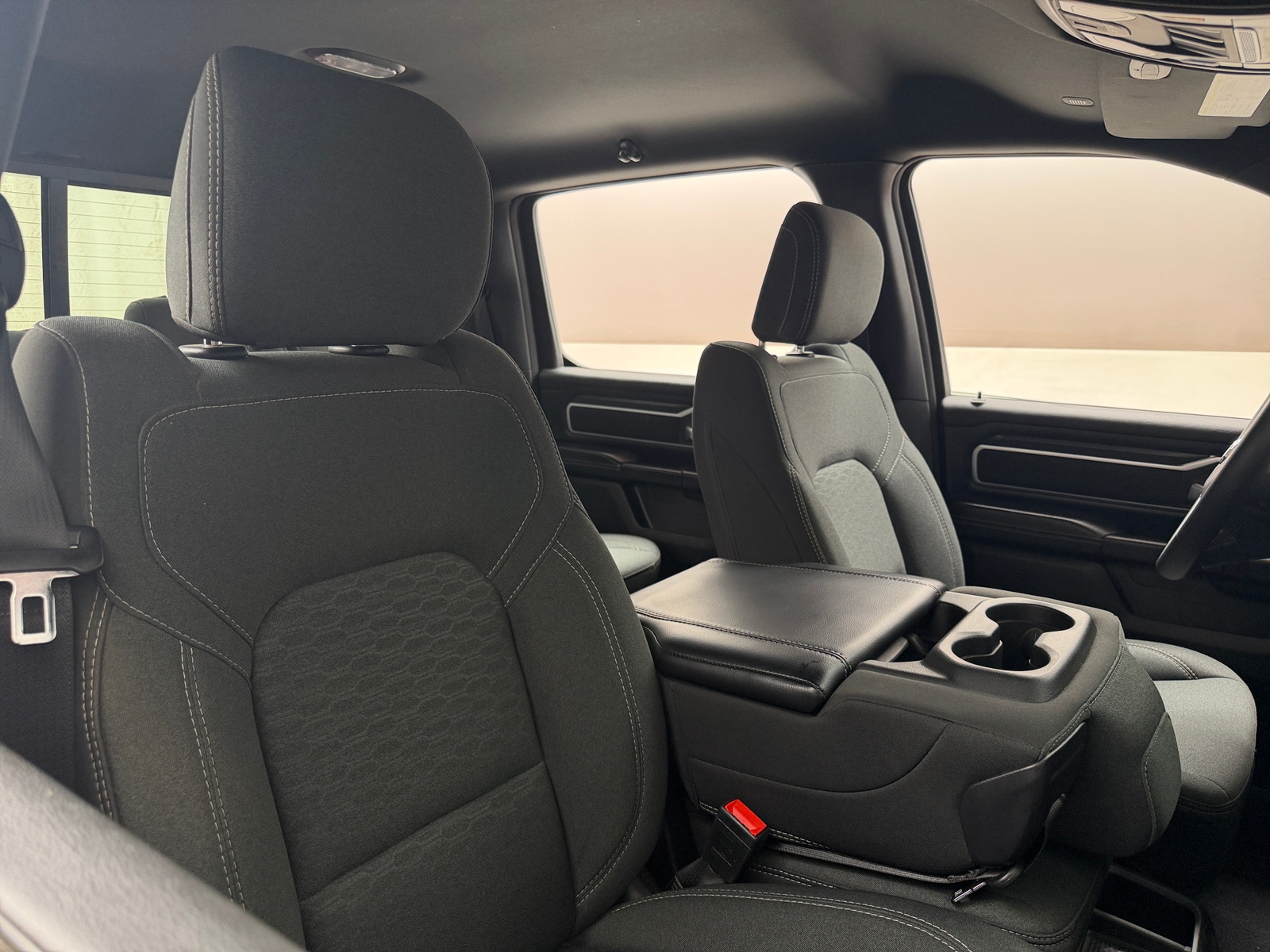 Thumbnail: 2025 RAM 1500 - 2