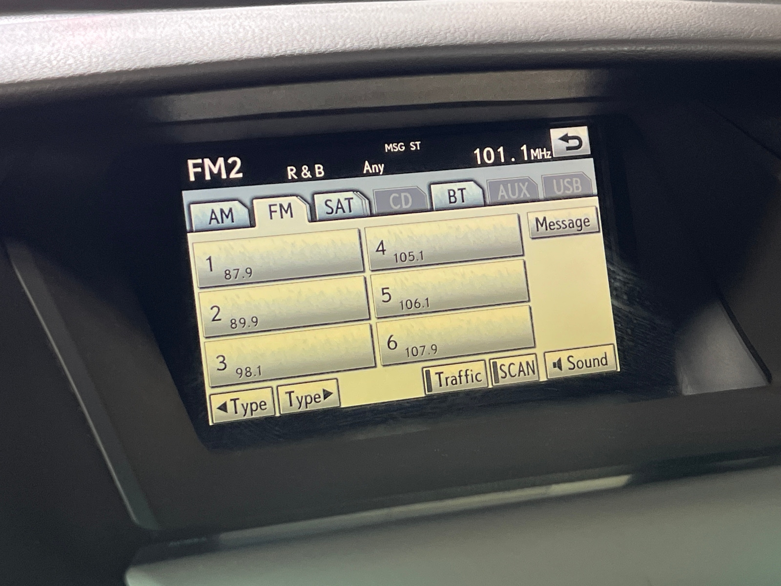 Thumbnail: 2010 Lexus RX - 4