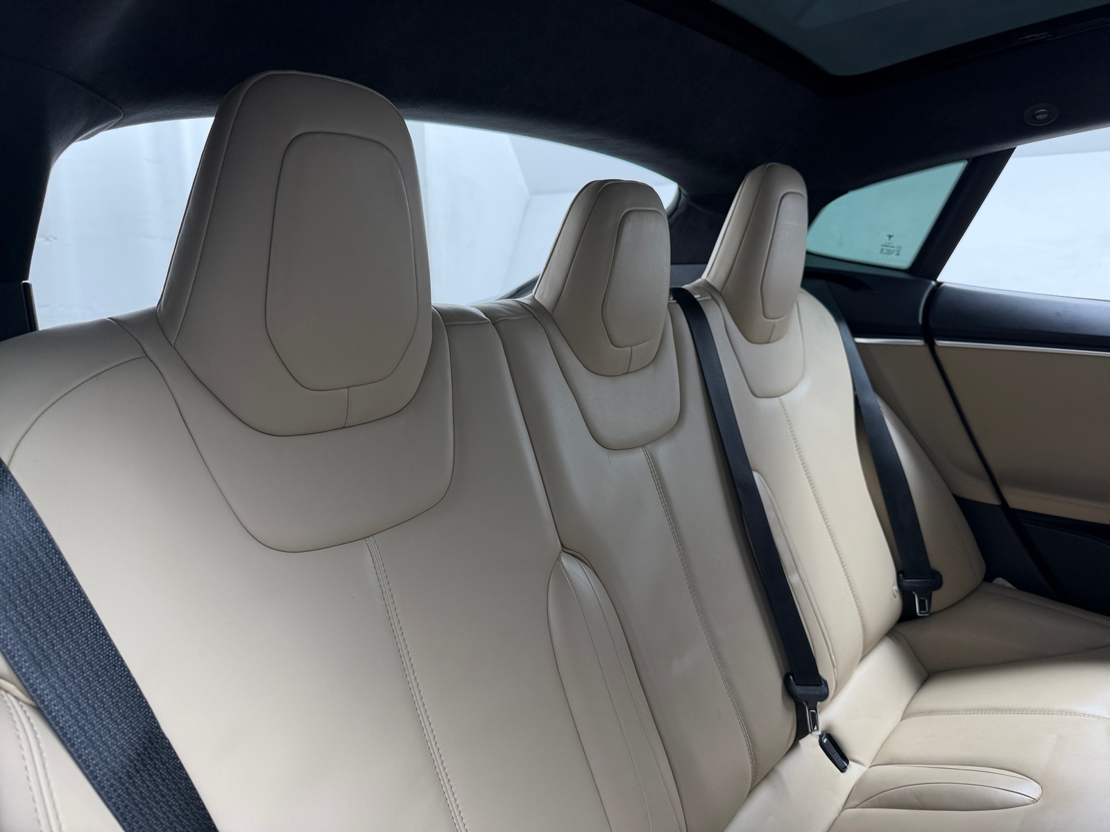 Thumbnail: 2016 Tesla Model S - 5