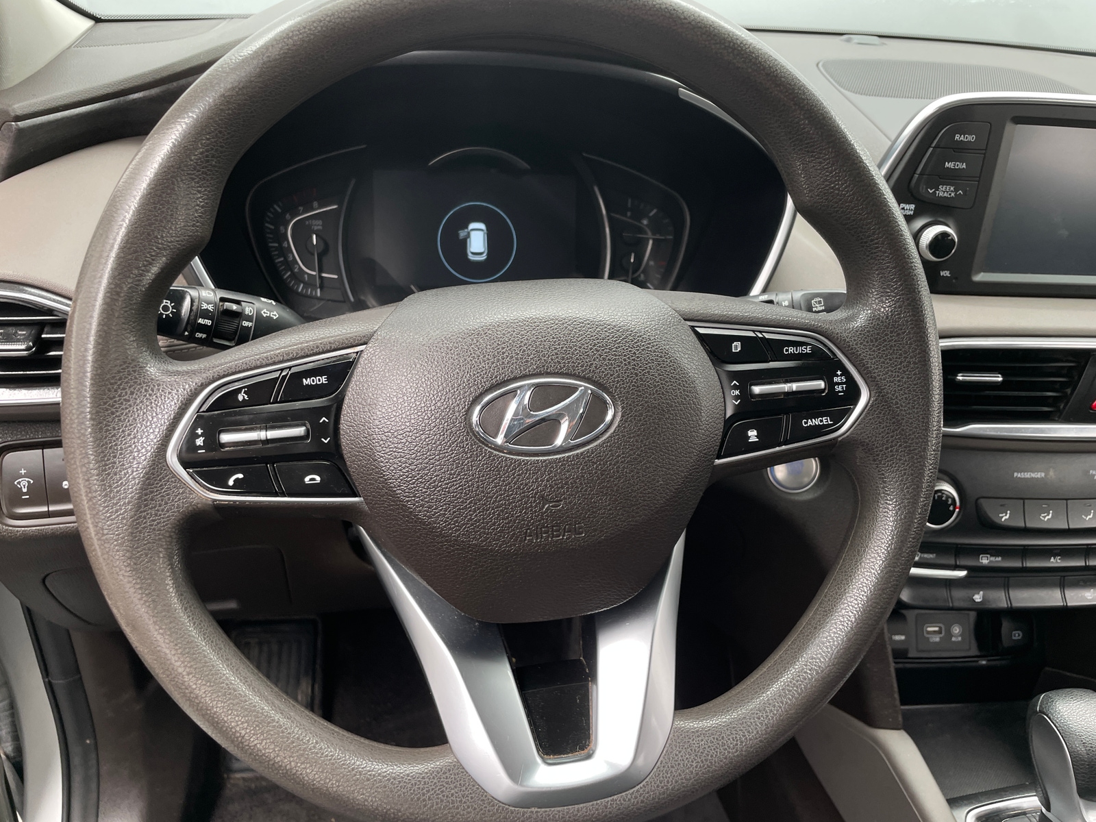 Thumbnail: 2019 Hyundai Santa Fe - 5