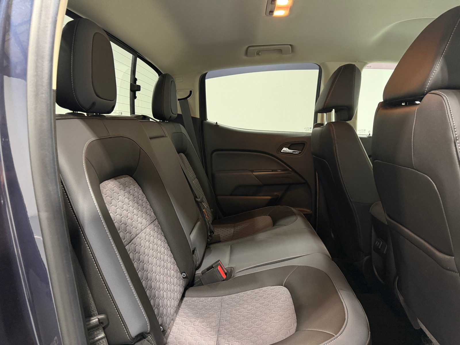 Thumbnail: 2018 Chevrolet Colorado - 5