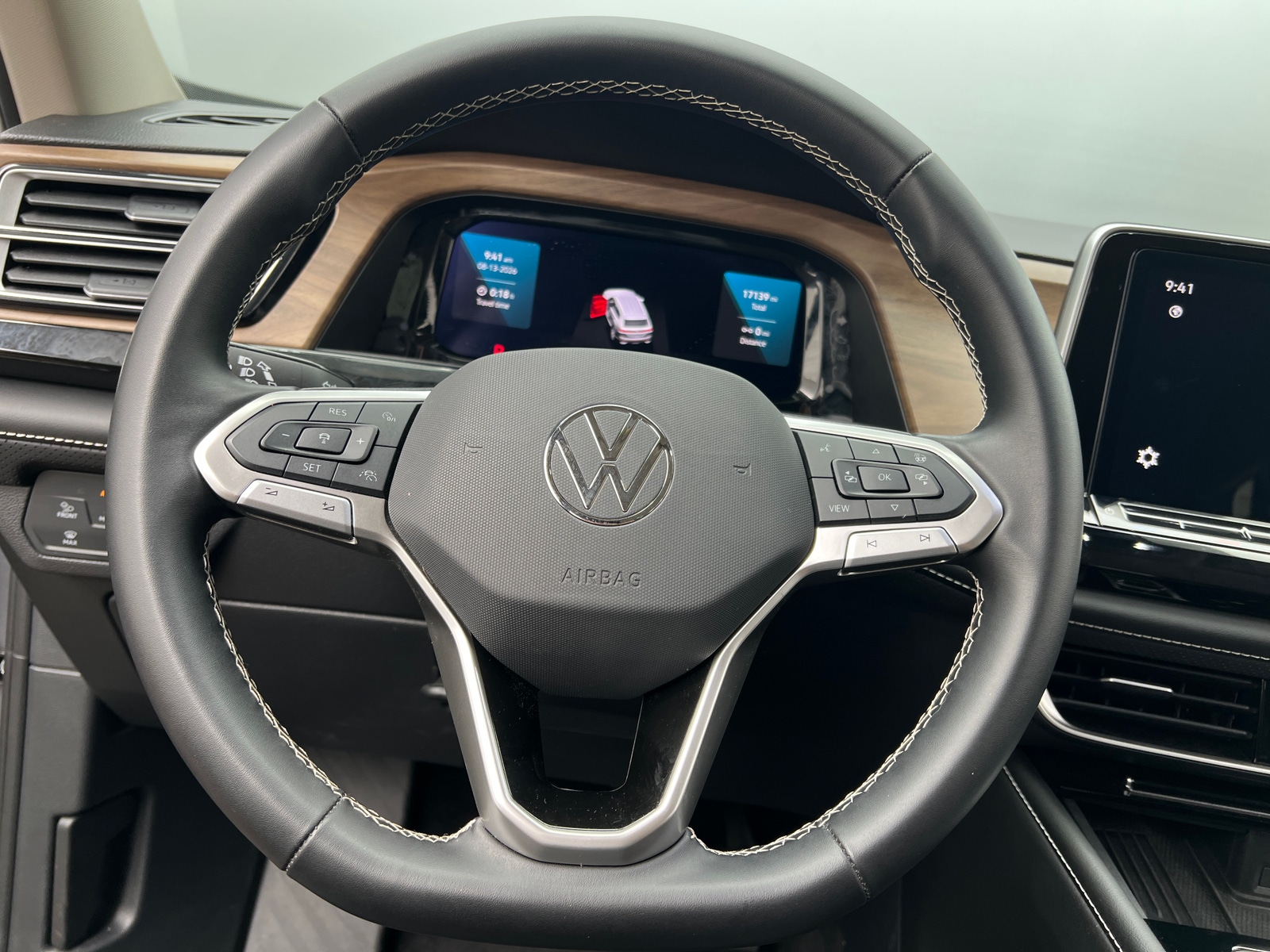 Thumbnail: 2026 Volkswagen Atlas - 4