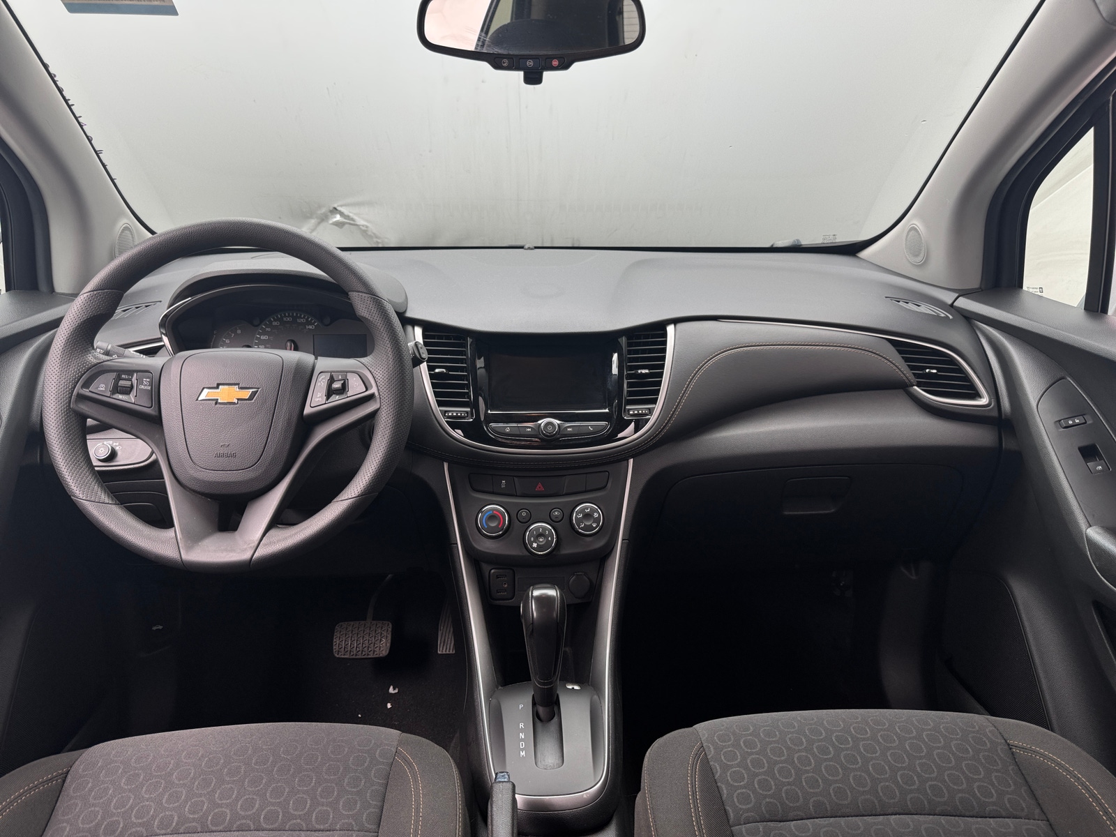 Thumbnail: 2022 Chevrolet Trax - 3