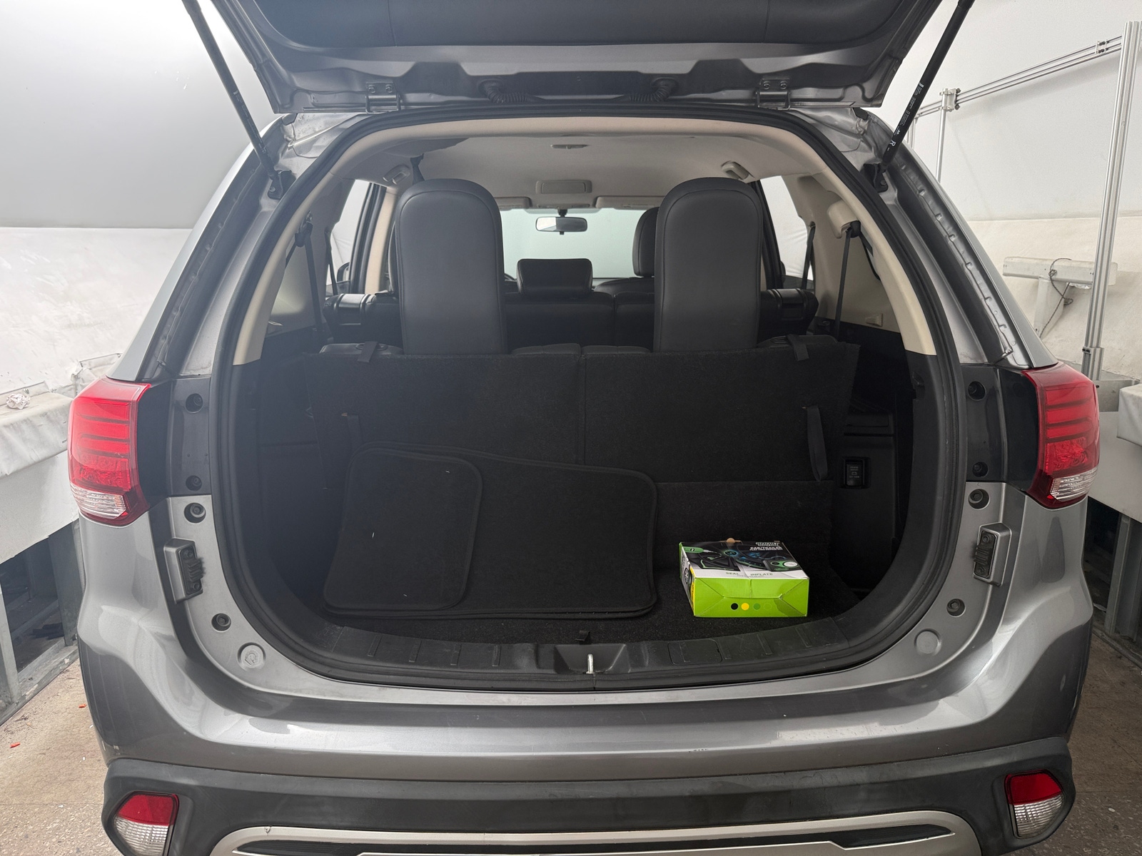 Thumbnail: 2019 Mitsubishi Outlander - 7