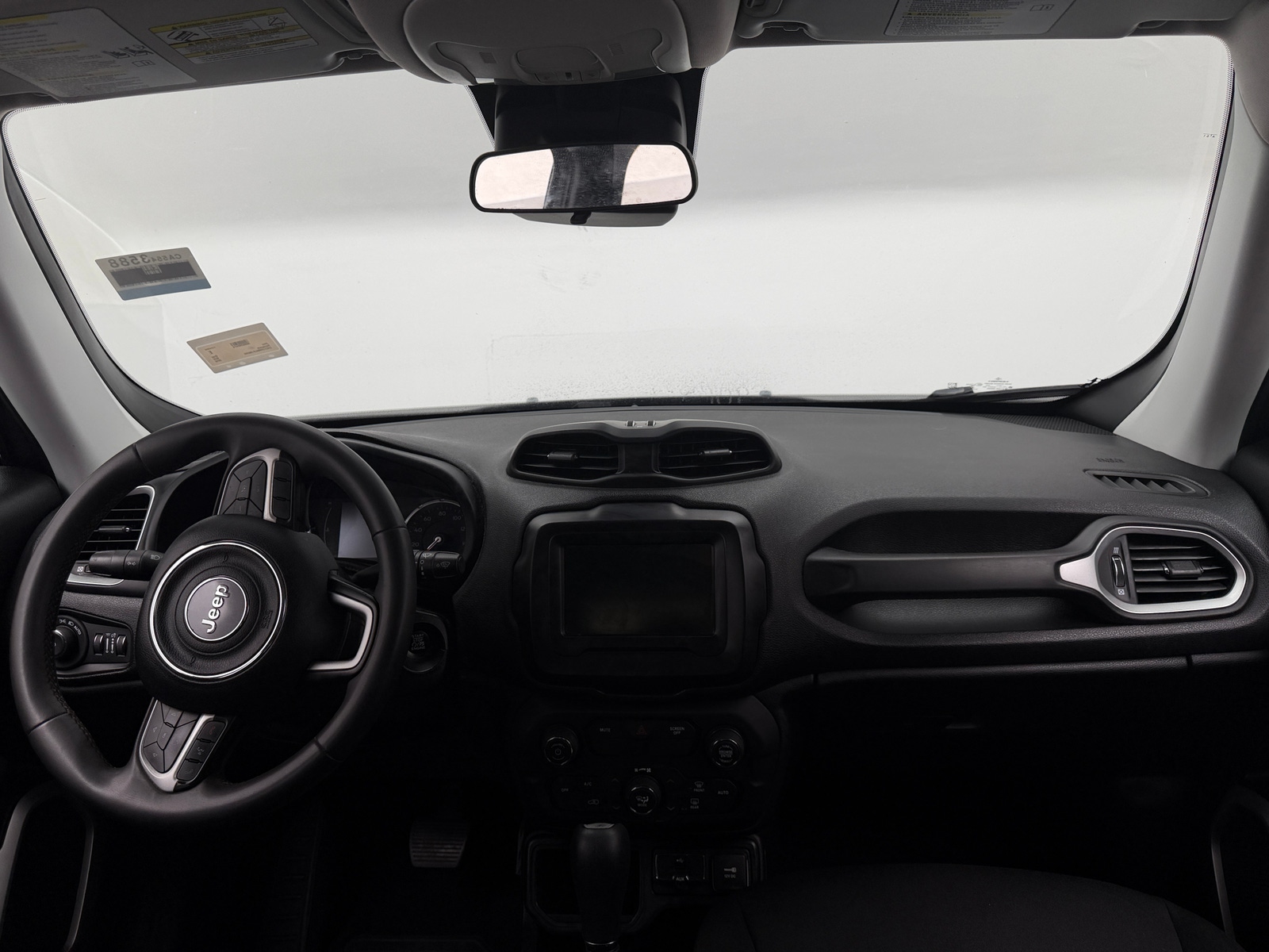 Thumbnail: 2018 Jeep Renegade - 3