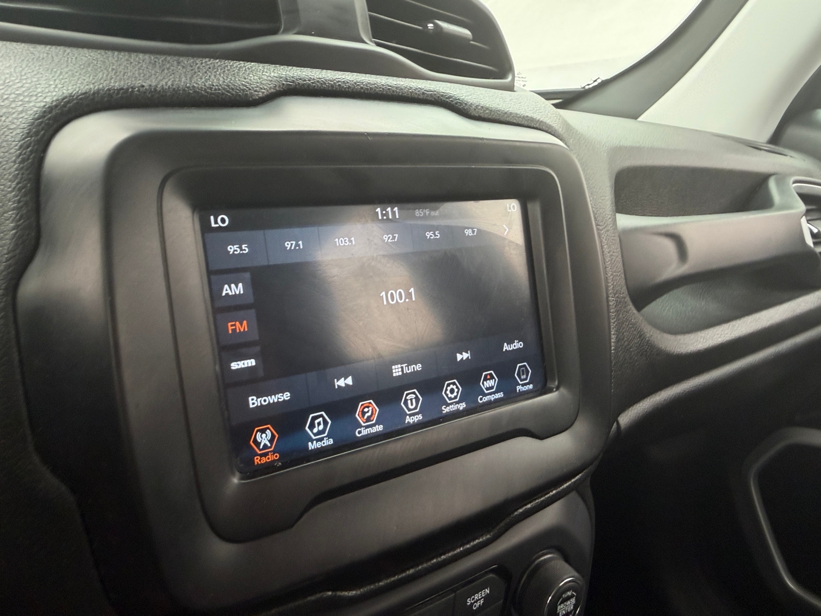 Thumbnail: 2018 Jeep Renegade - 4