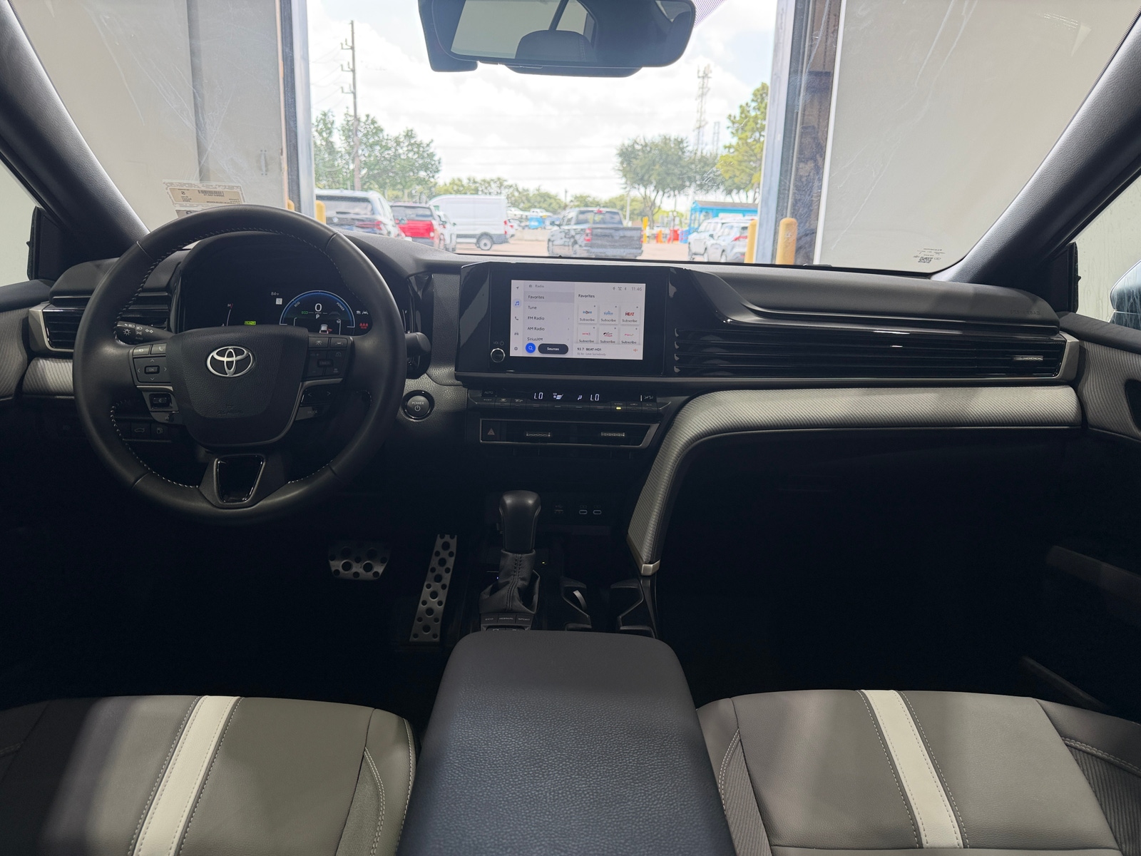 Thumbnail: 2025 Toyota Camry - 3