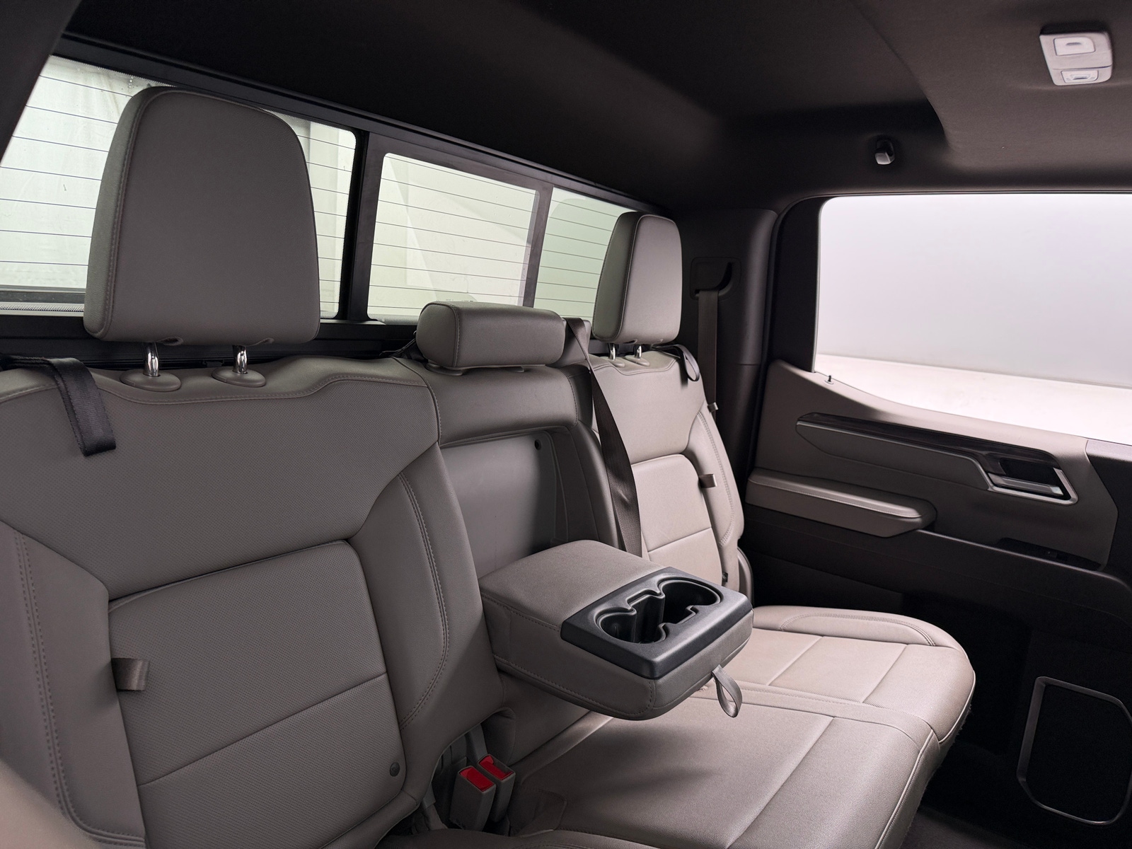 Thumbnail: 2022 Chevrolet Silverado 1500 - 5