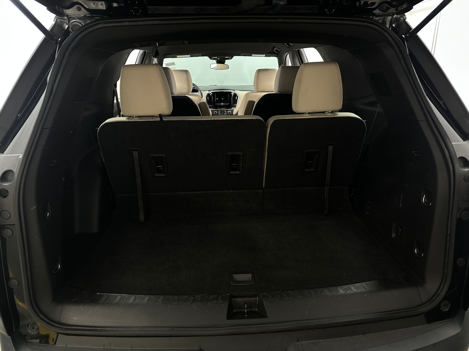 Thumbnail: 2023 Chevrolet Traverse - 7