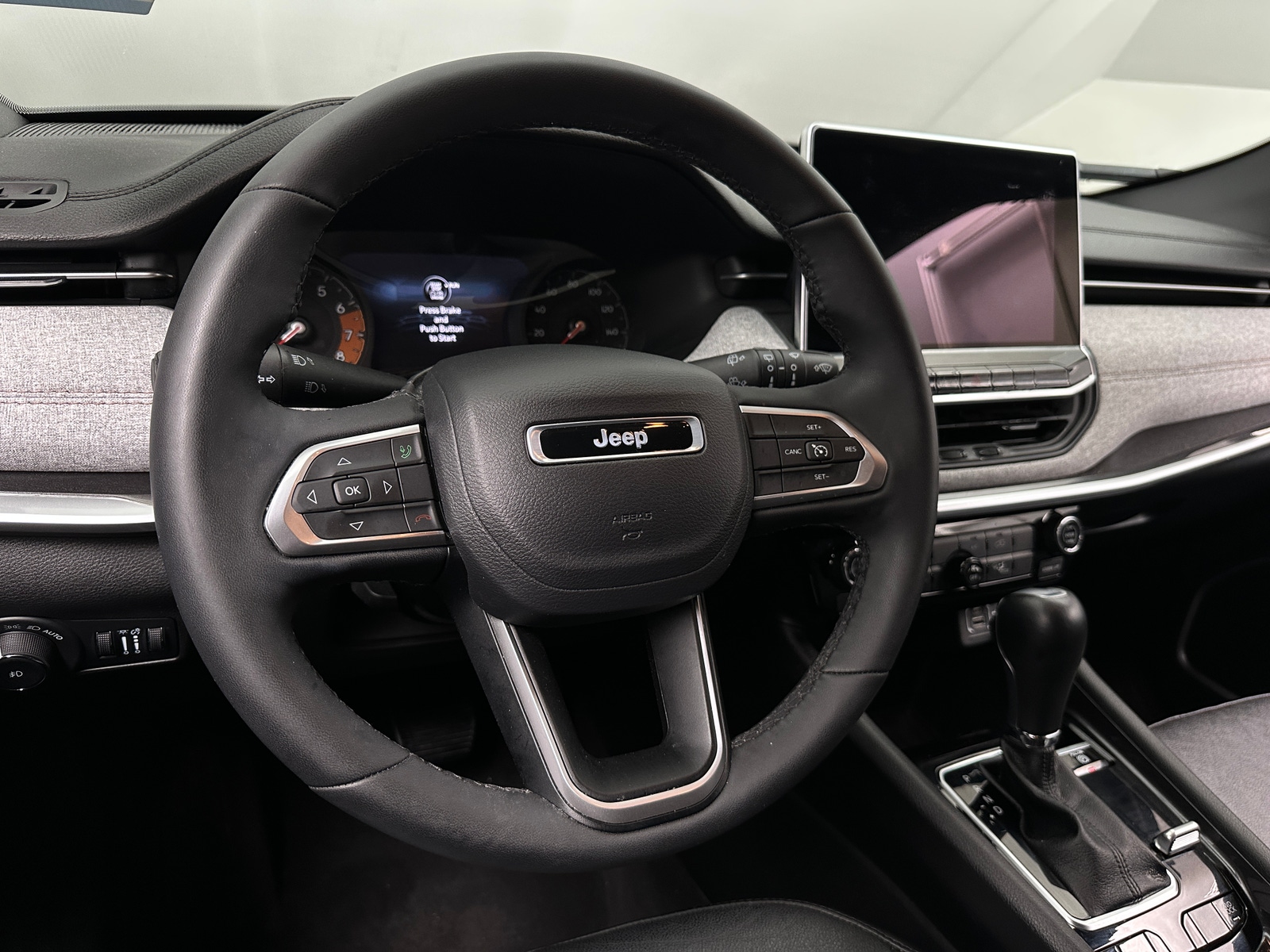 Thumbnail: 2023 Jeep Compass - 4