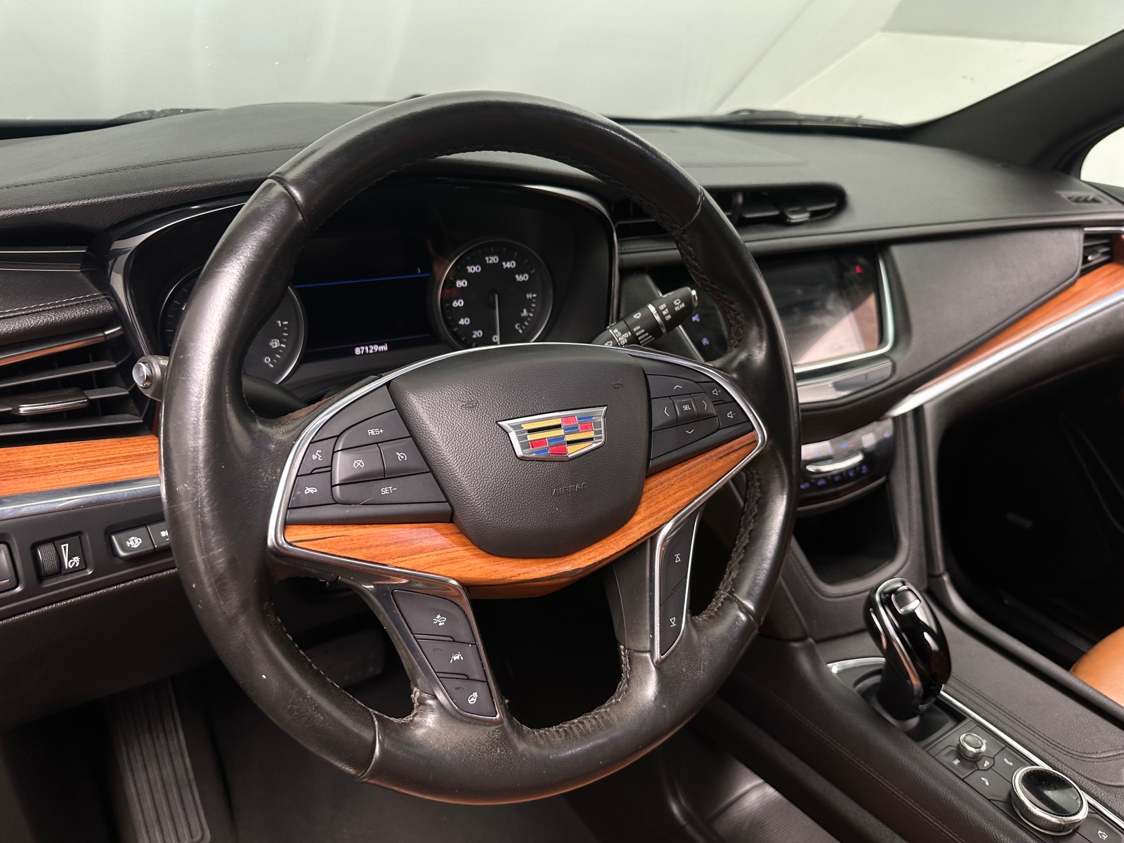 Thumbnail: 2020 Cadillac XT5 - 4