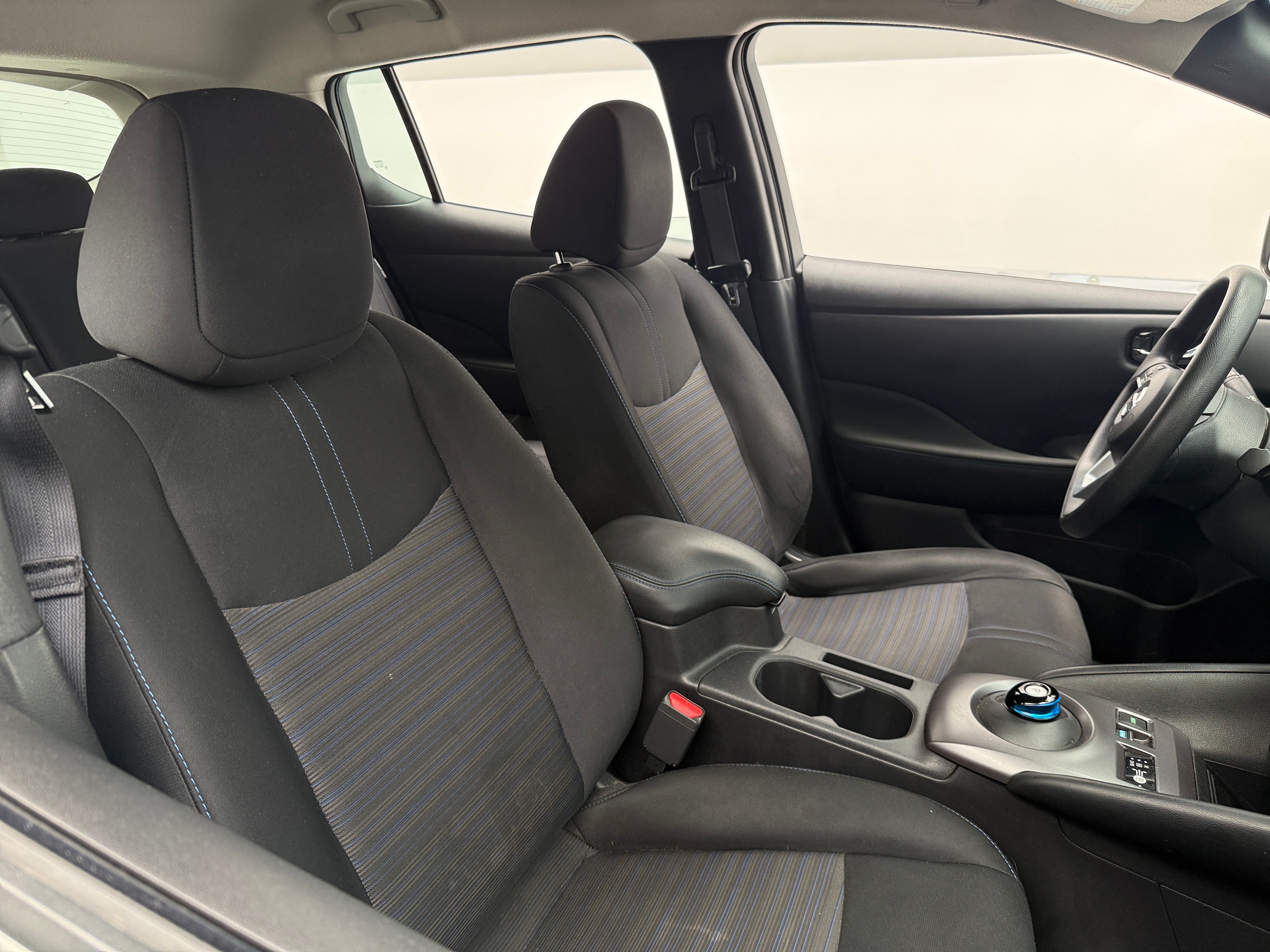Used 2022 Nissan LEAF S with VIN 1N4AZ1BV0NC562212 for sale in Auburn, WA