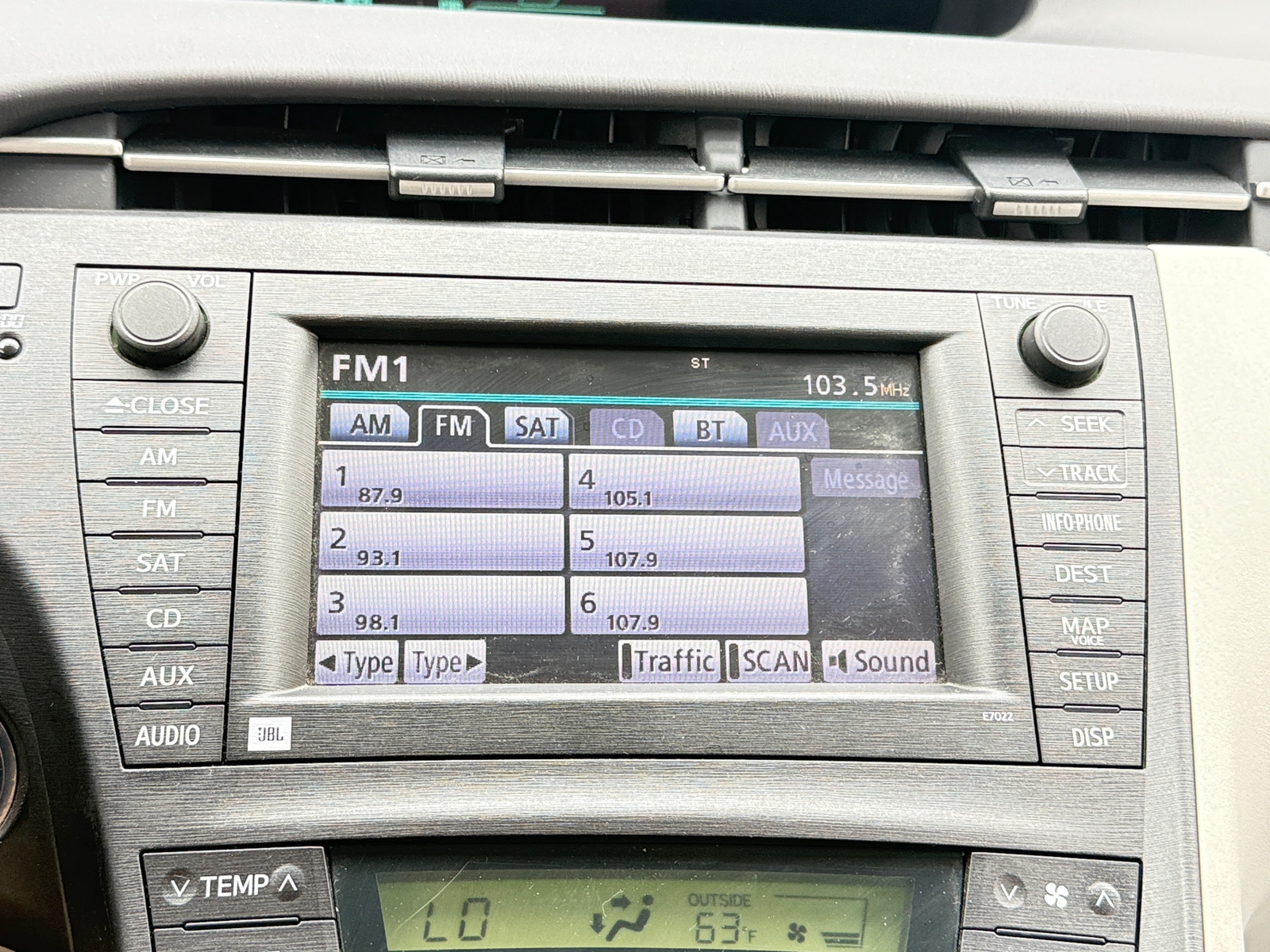 Thumbnail: 2010 Toyota Prius - 4