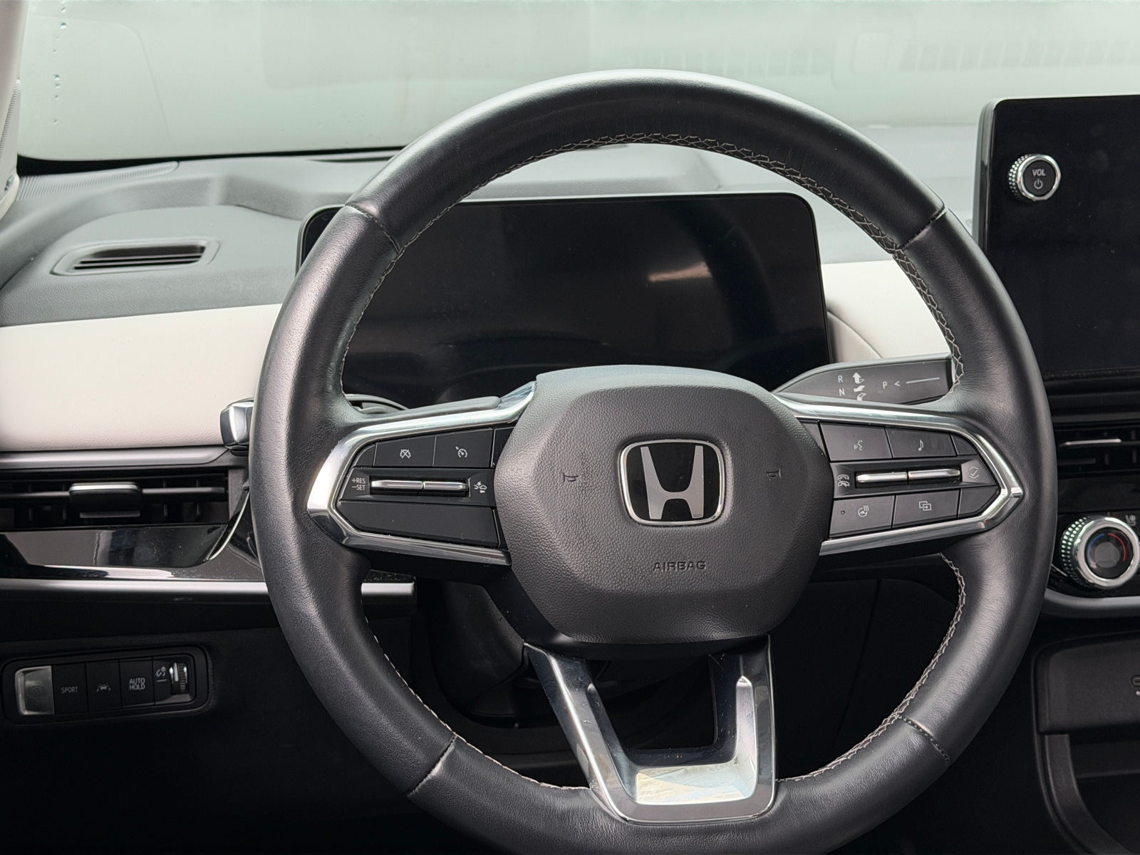 Thumbnail: 2024 Honda Prologue - 4