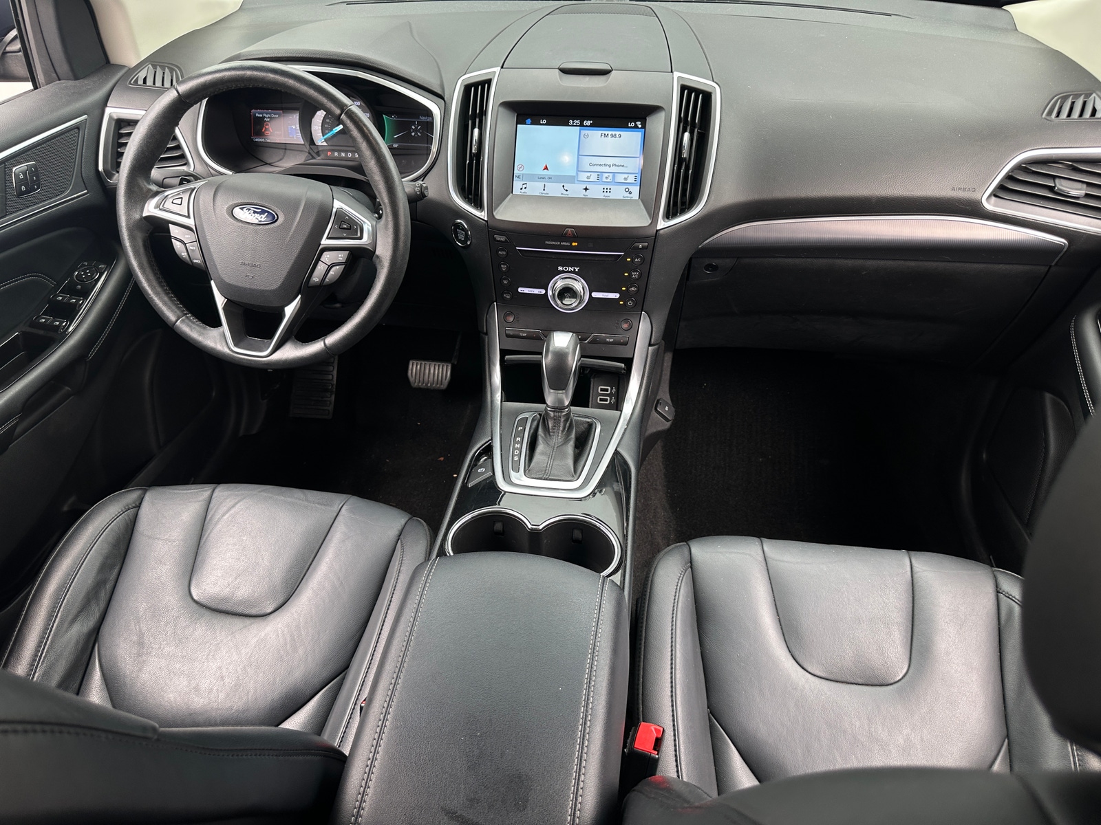 Thumbnail: 2017 Ford Edge - 2